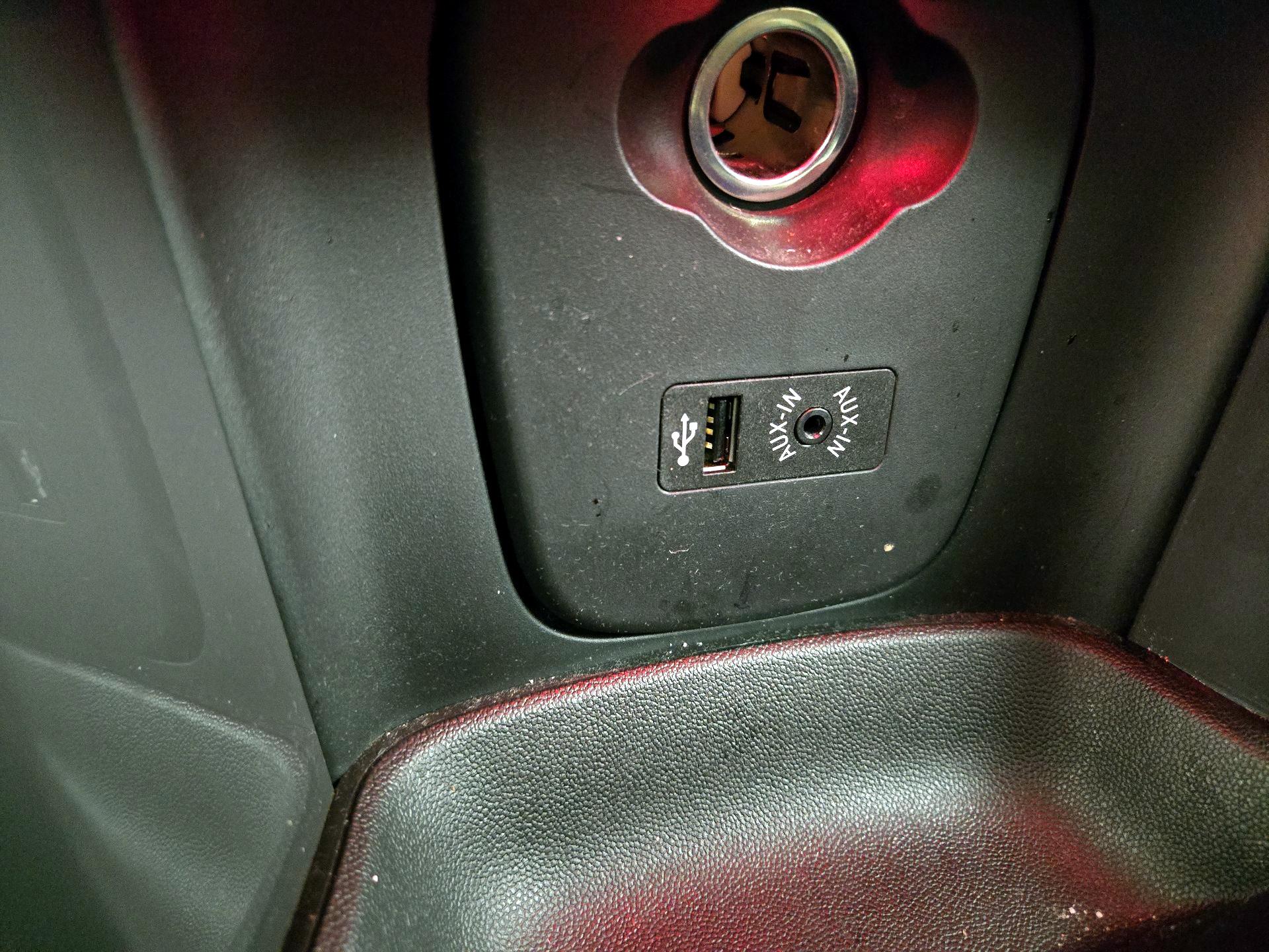 Thumbnail: 2017 MINI Cooper Hardtop - 19