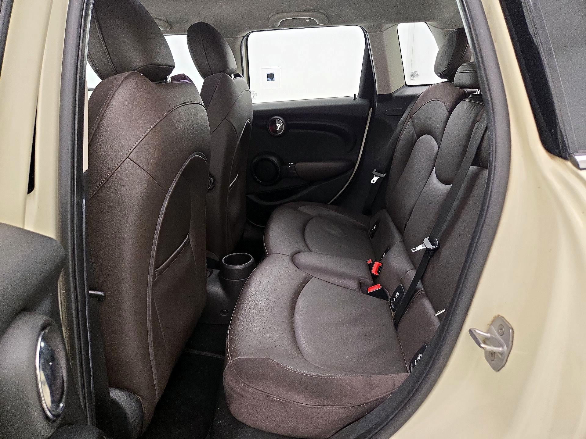 Thumbnail: 2017 MINI Cooper Hardtop - 20