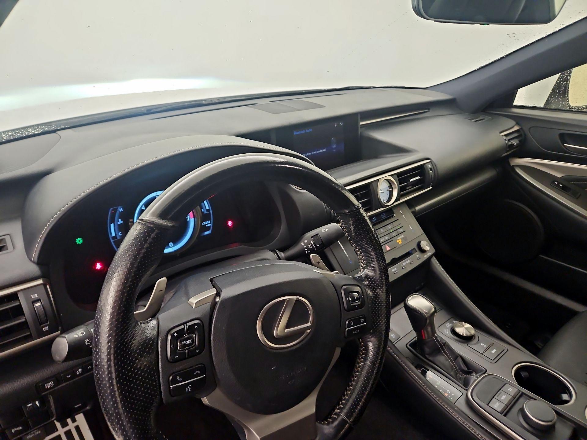 Thumbnail: 2017 Lexus RC - 9