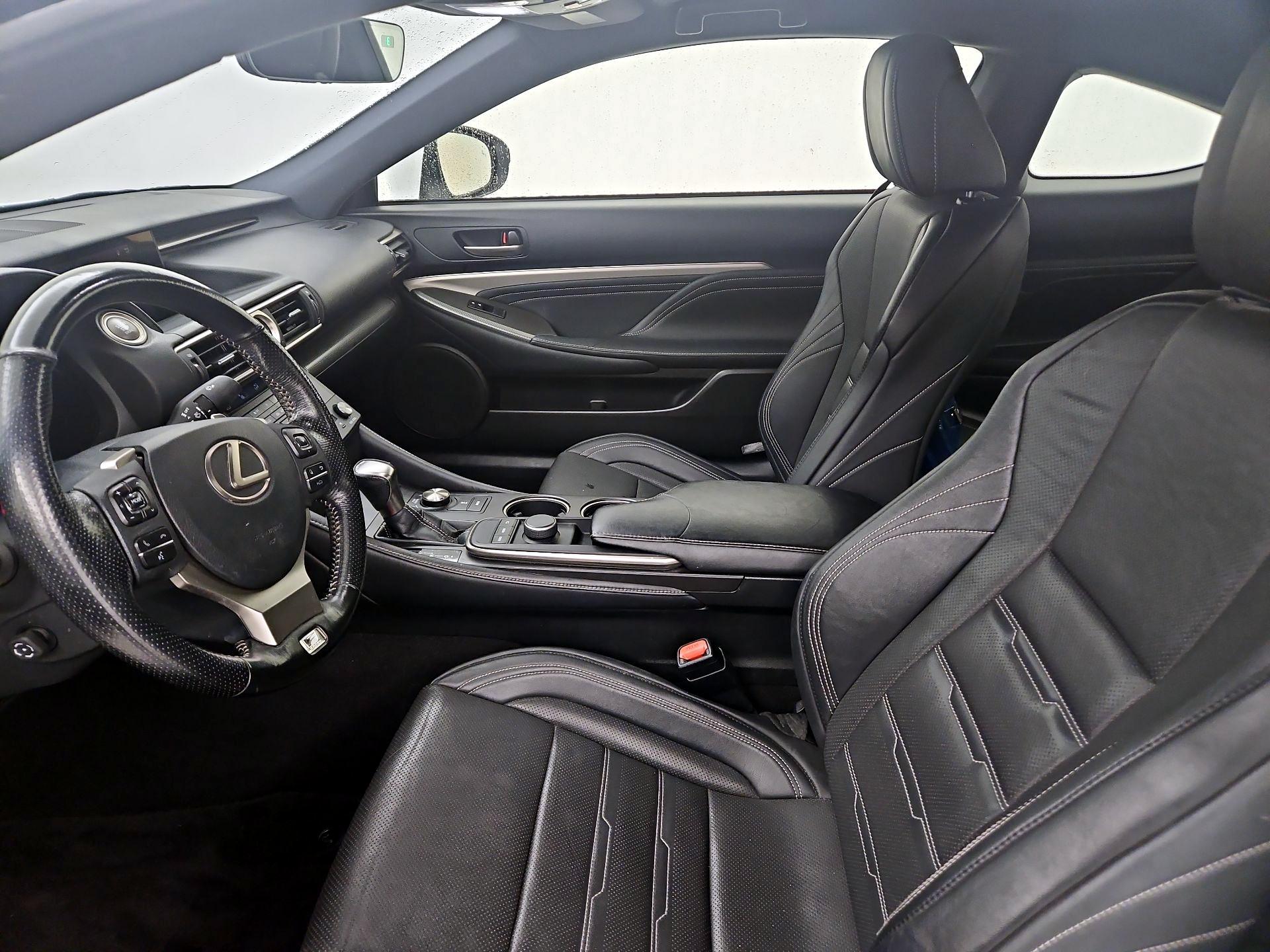 Thumbnail: 2017 Lexus RC - 11