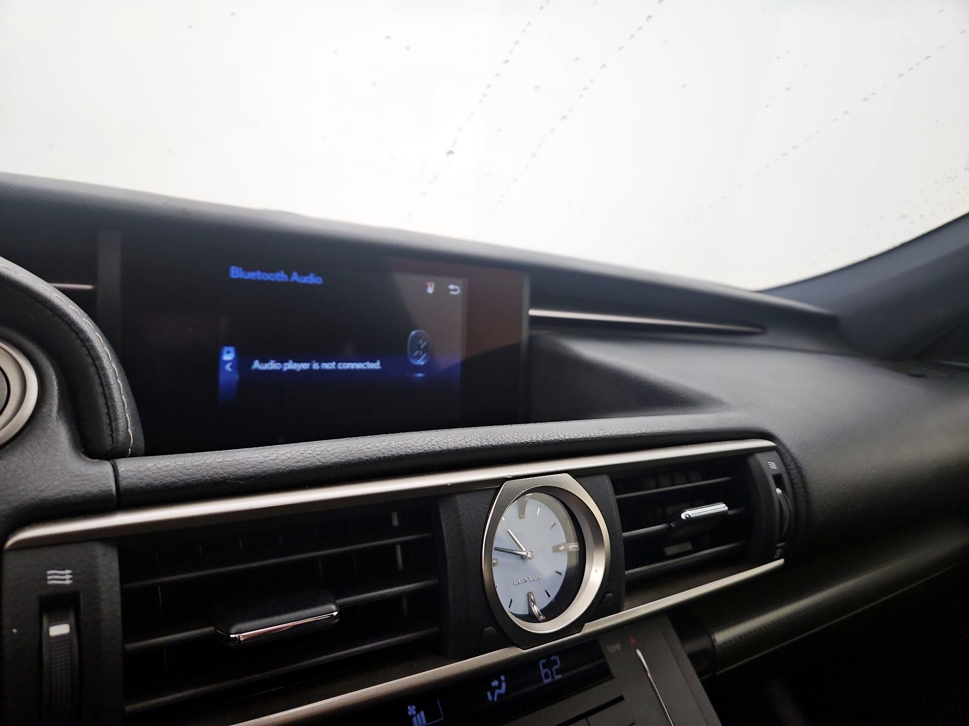 Thumbnail: 2017 Lexus RC - 14