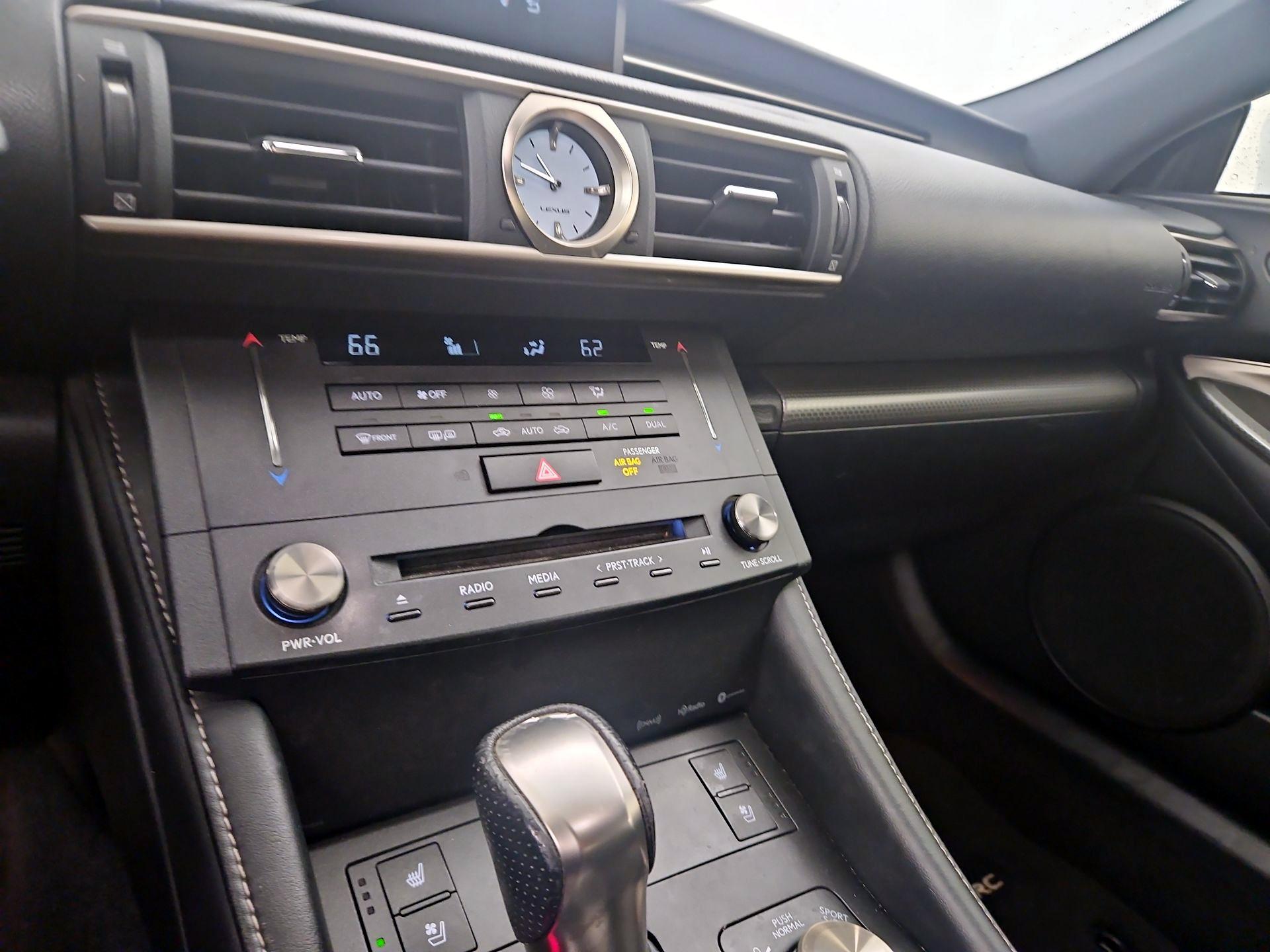 Thumbnail: 2017 Lexus RC - 15