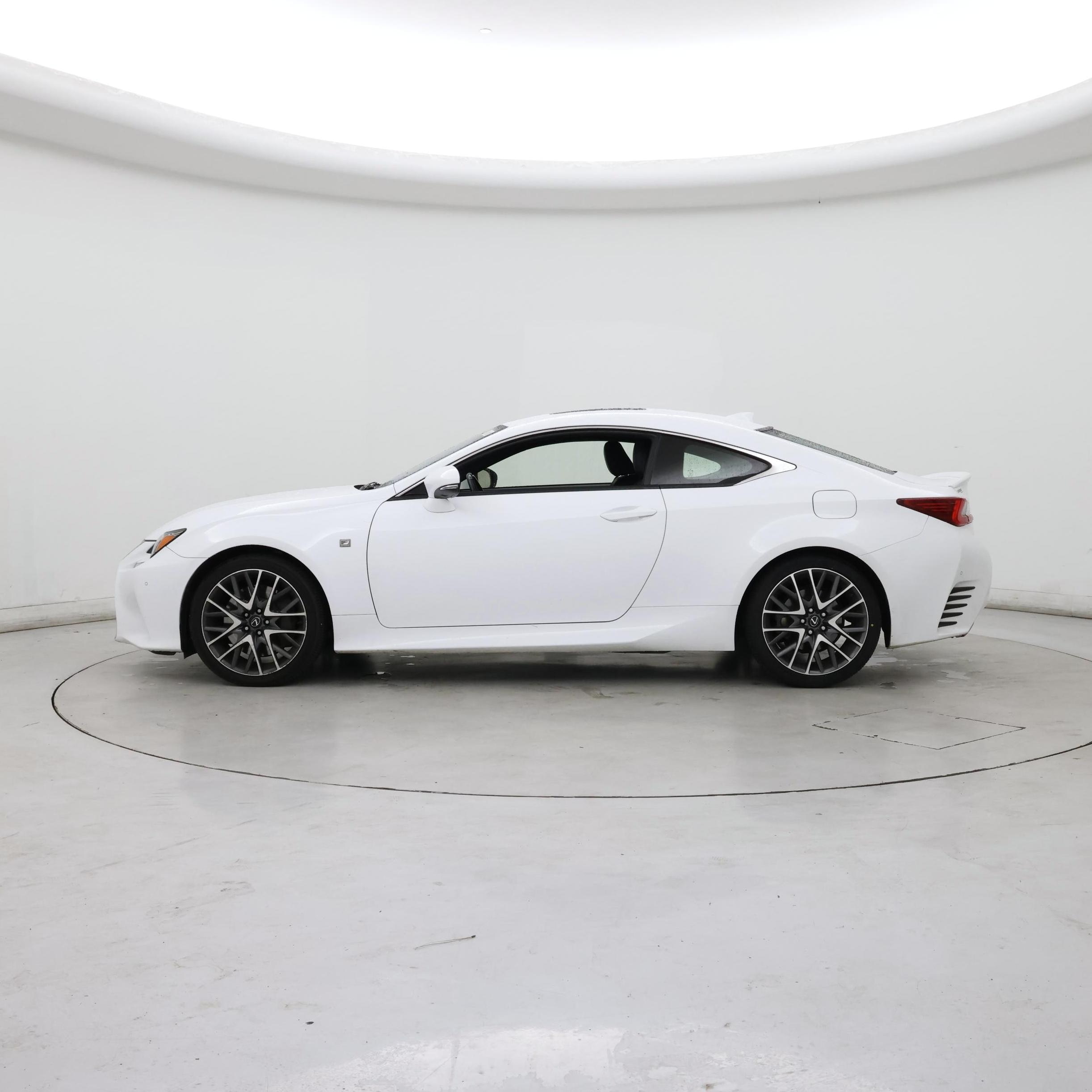 Thumbnail: 2017 Lexus RC - 3