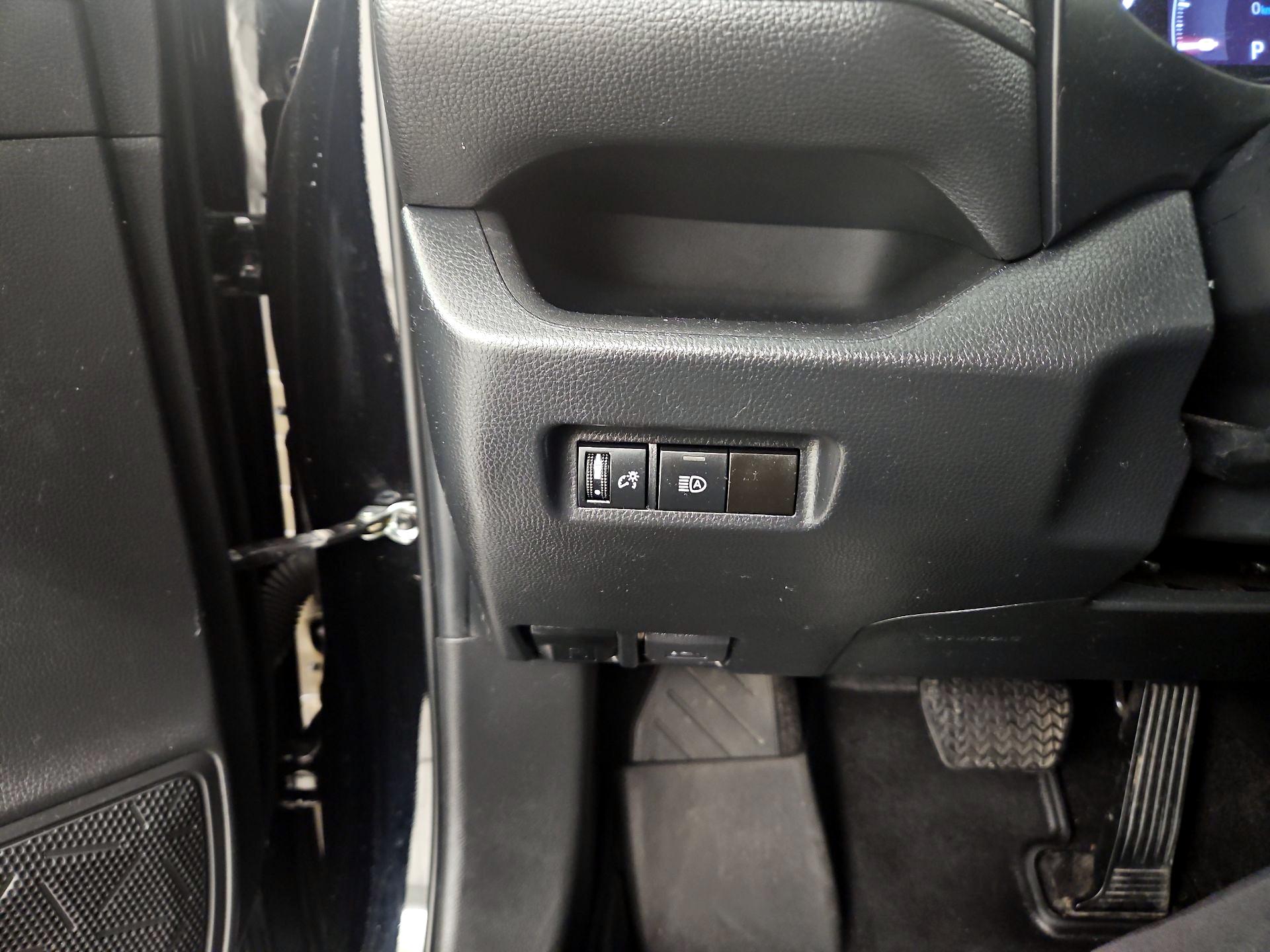 Thumbnail: 2023 Toyota RAV4 - 13