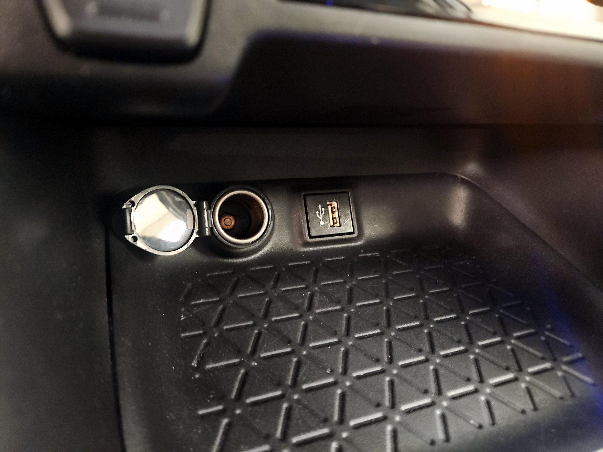 Thumbnail: 2023 Toyota RAV4 - 18