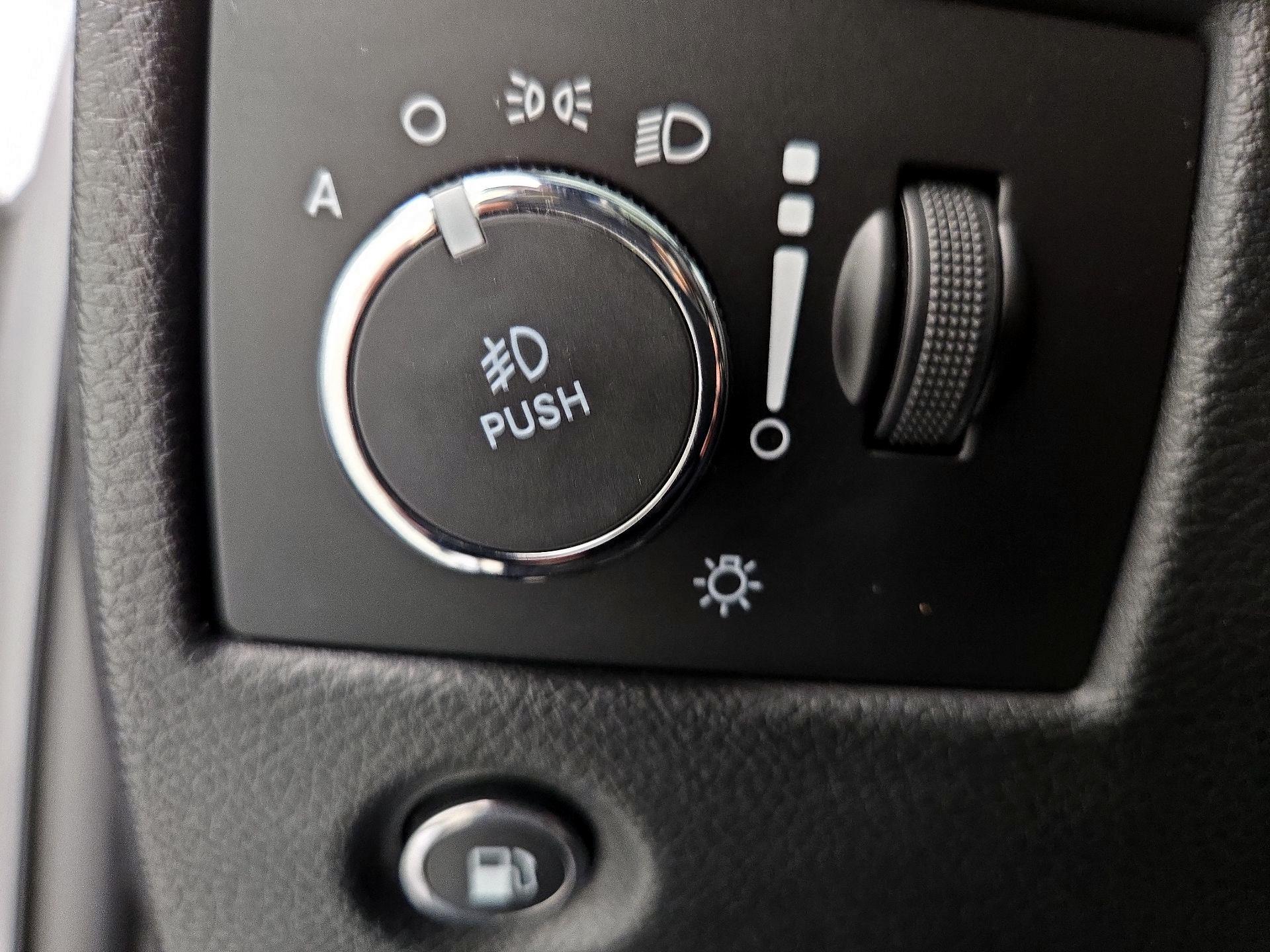 Thumbnail: 2020 Jeep Grand Cherokee - 13