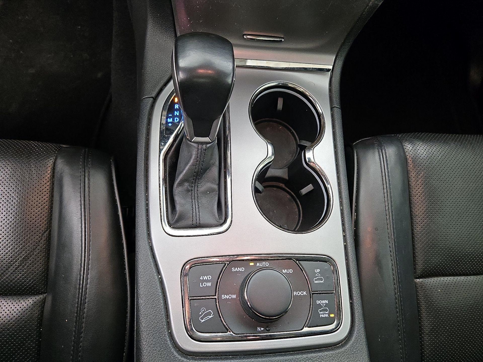 Thumbnail: 2020 Jeep Grand Cherokee - 18