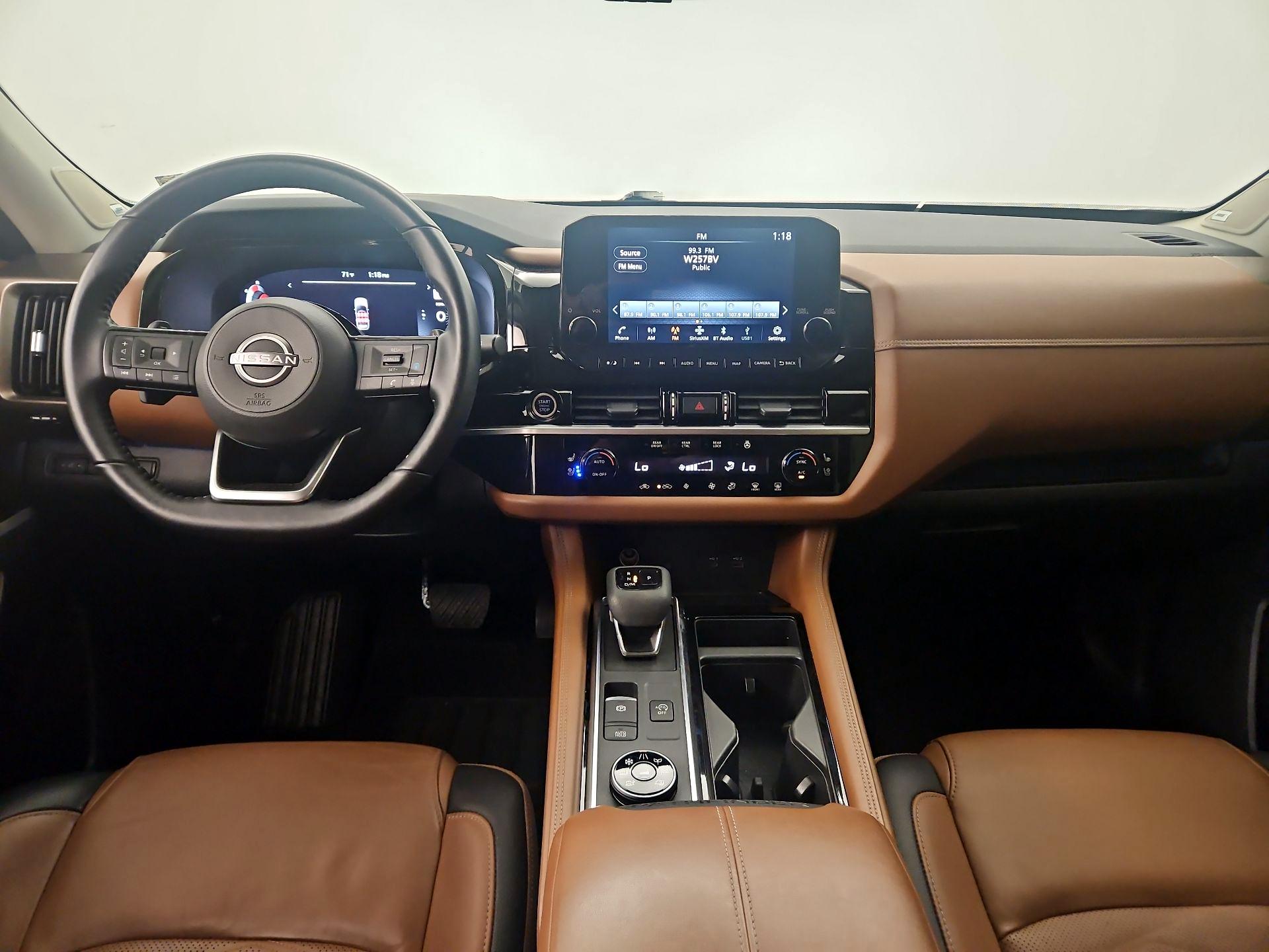 Thumbnail: 2023 Nissan Pathfinder - 9