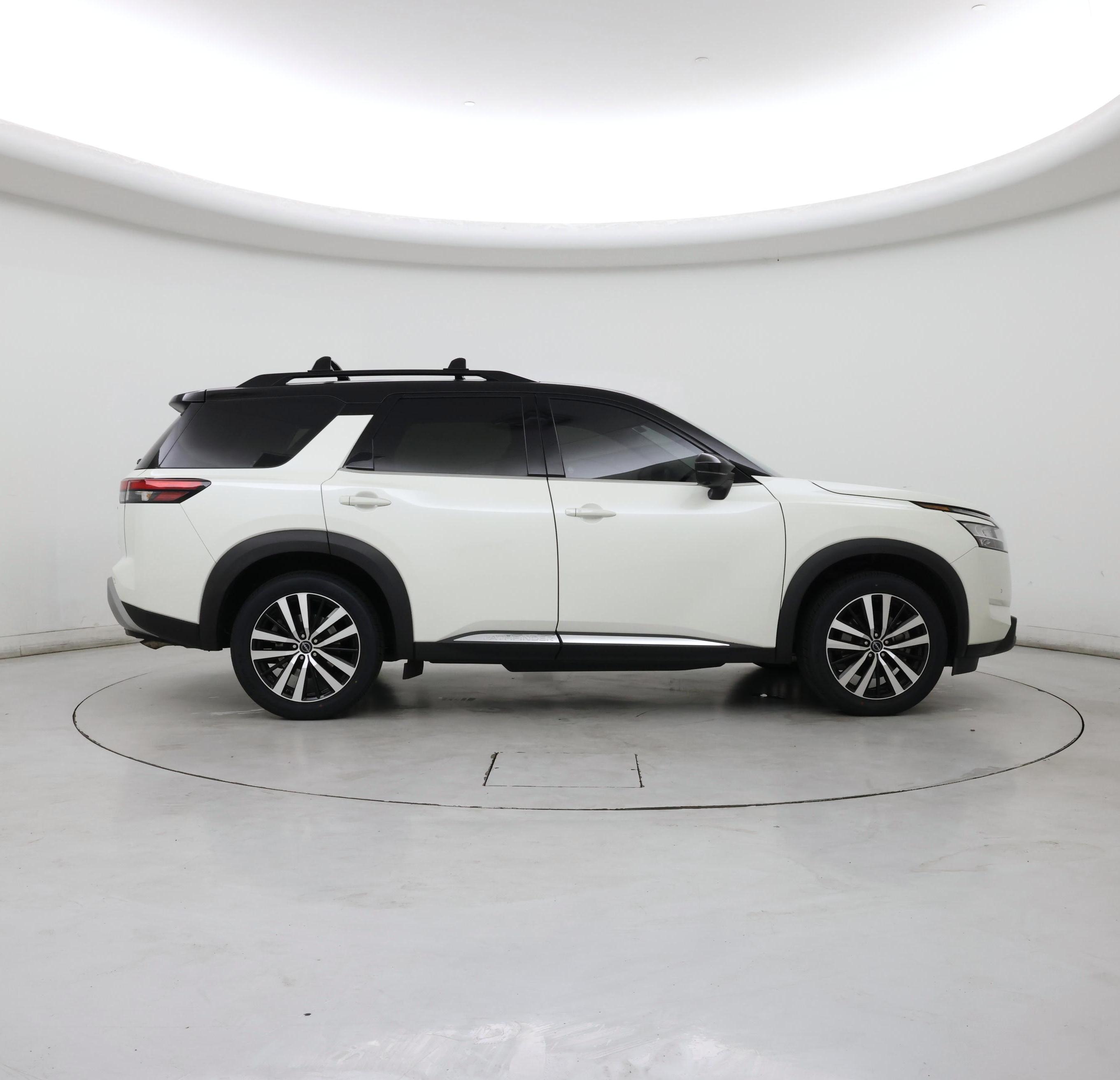 Thumbnail: 2023 Nissan Pathfinder - 7