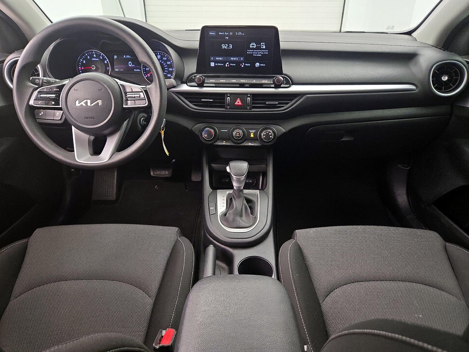 Thumbnail: 2023 Kia Forte - 9