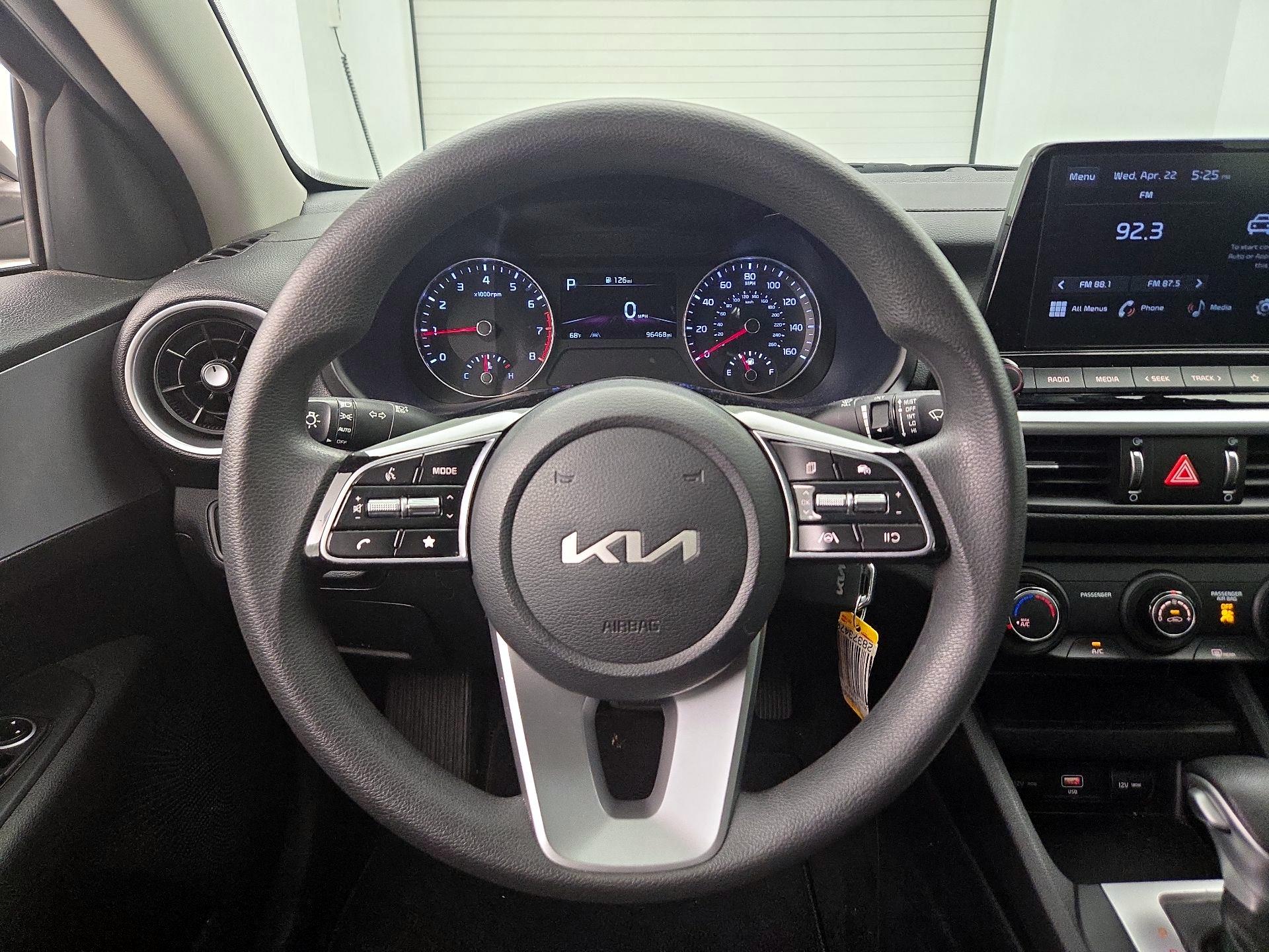 Thumbnail: 2023 Kia Forte - 10