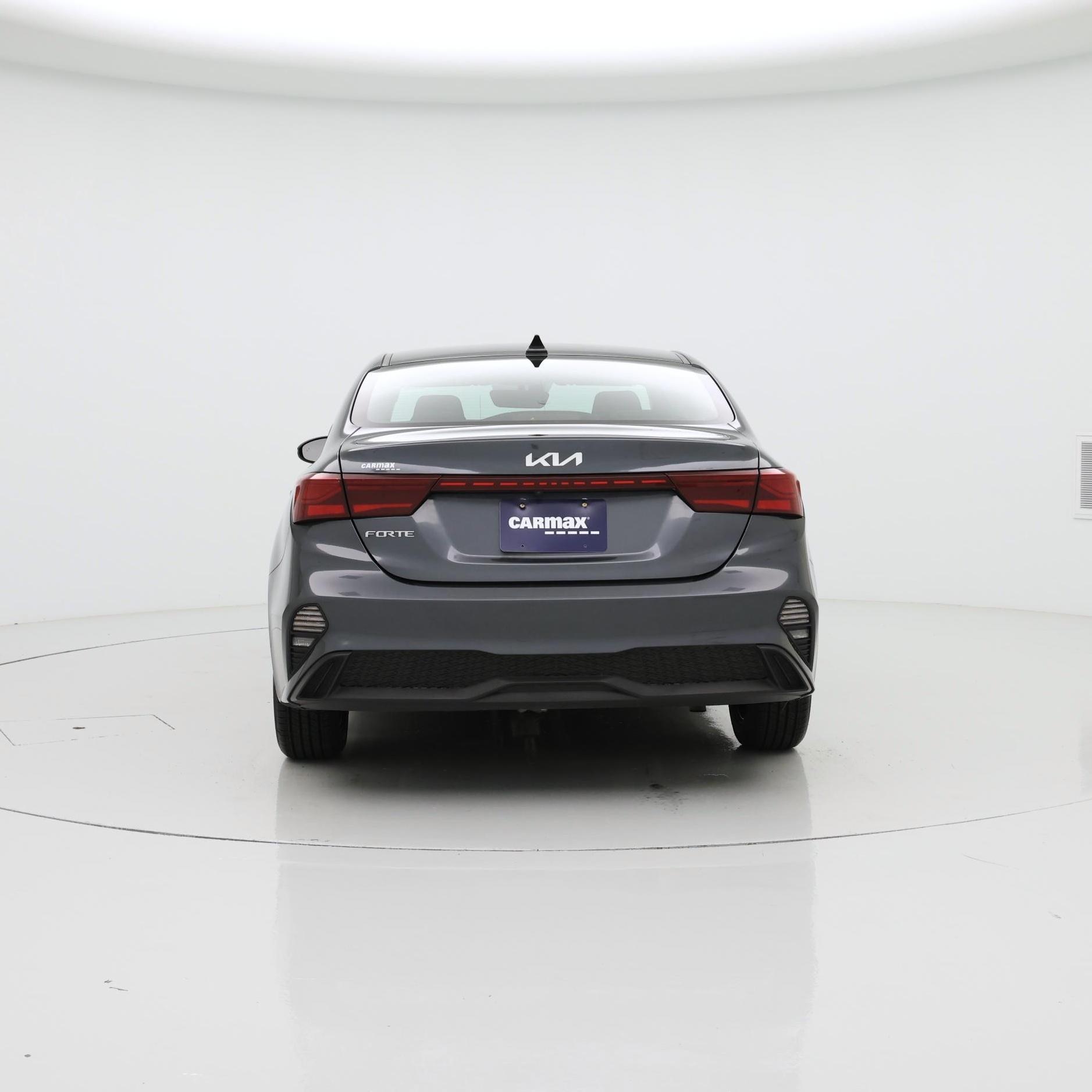 Thumbnail: 2023 Kia Forte - 6