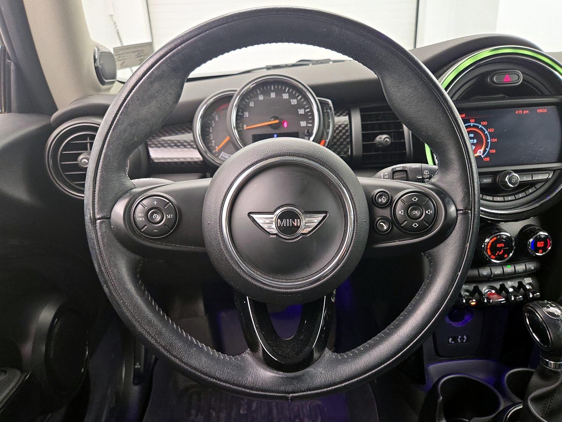 Thumbnail: 2018 MINI Cooper Hardtop - 10