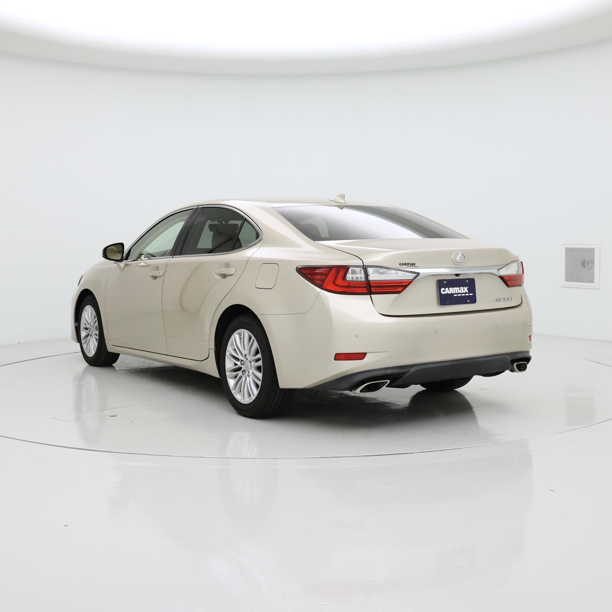 Thumbnail: 2016 Lexus ES - 2