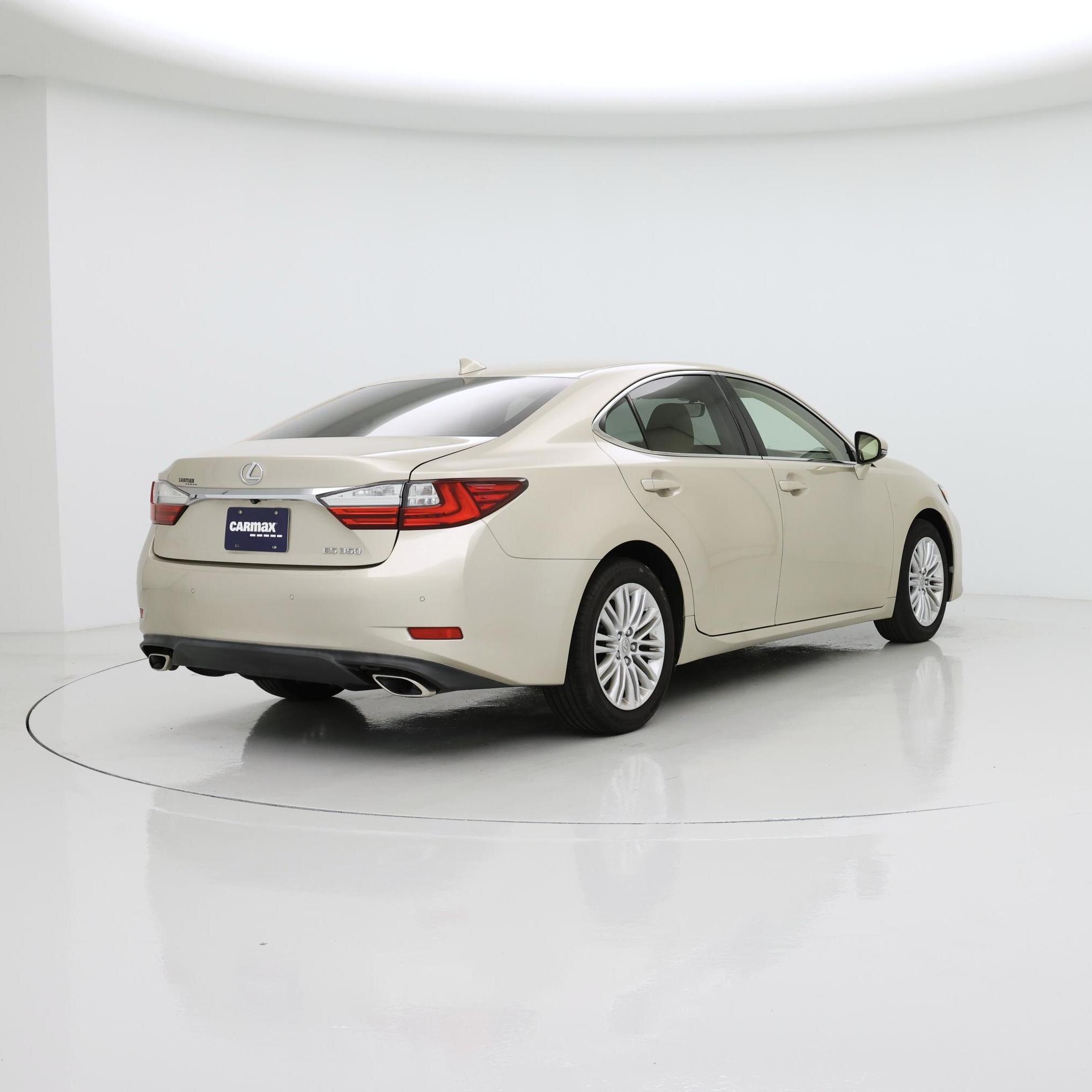 Thumbnail: 2016 Lexus ES - 8