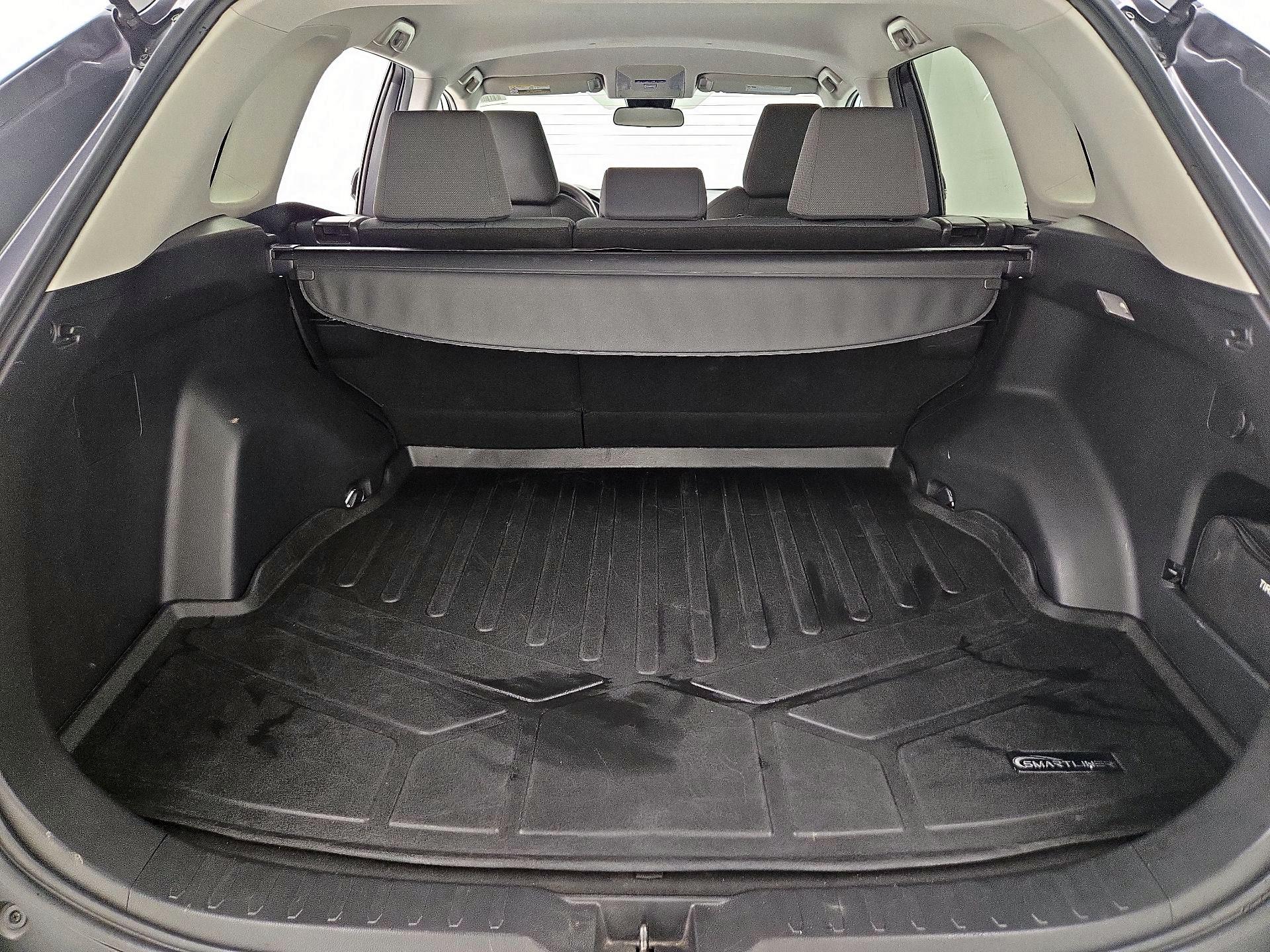 Thumbnail: 2020 Toyota RAV4 - 20