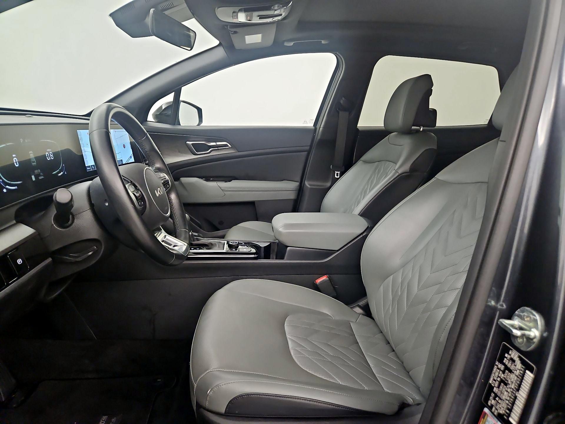 Thumbnail: 2023 Kia Sportage - 11