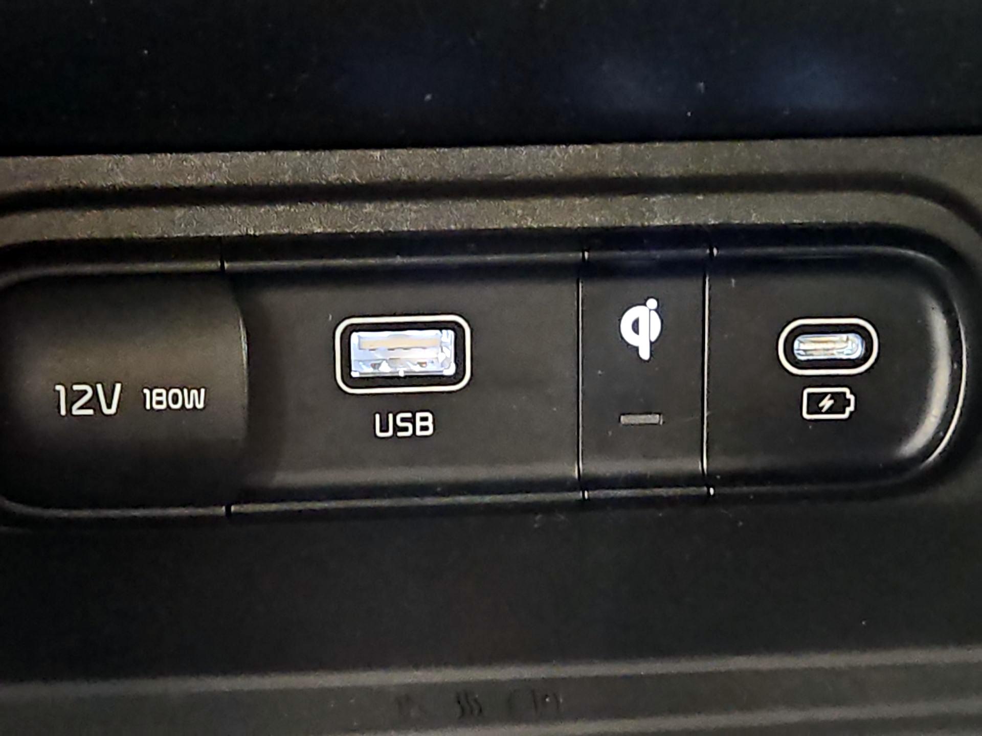 Thumbnail: 2023 Kia Sportage - 19