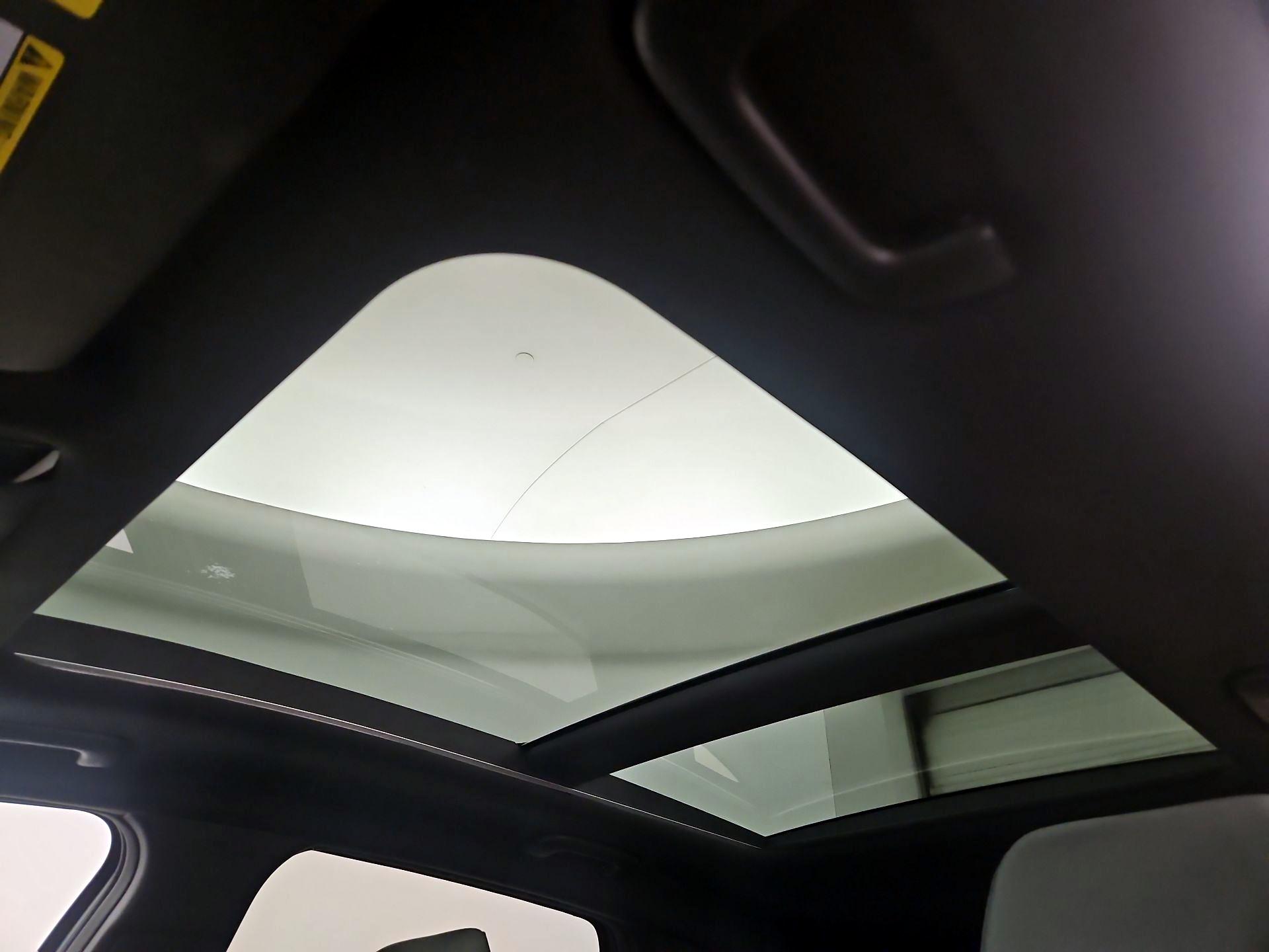 Thumbnail: 2023 Kia Sportage - 20