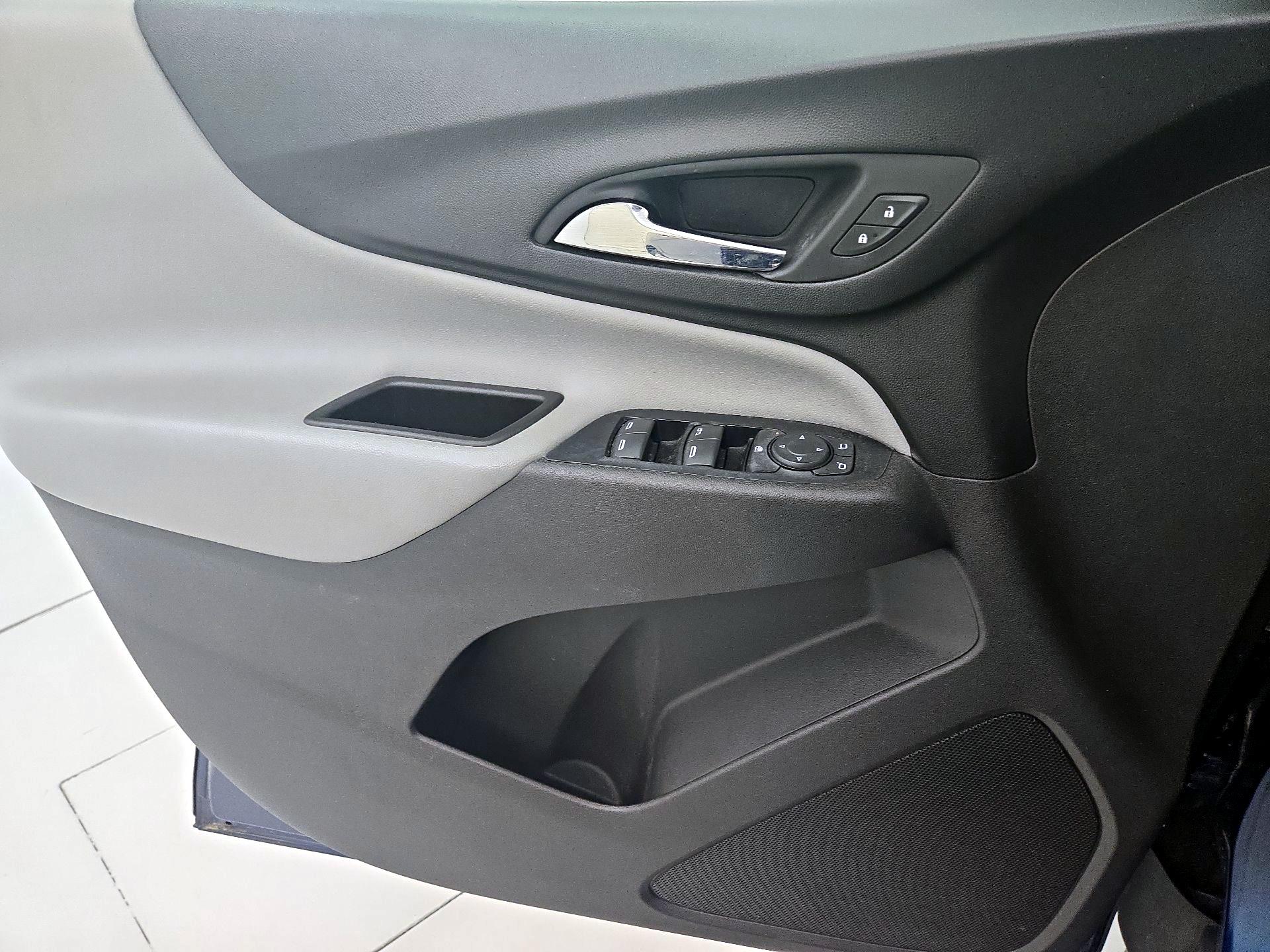 Thumbnail: 2019 Chevrolet Equinox - 12