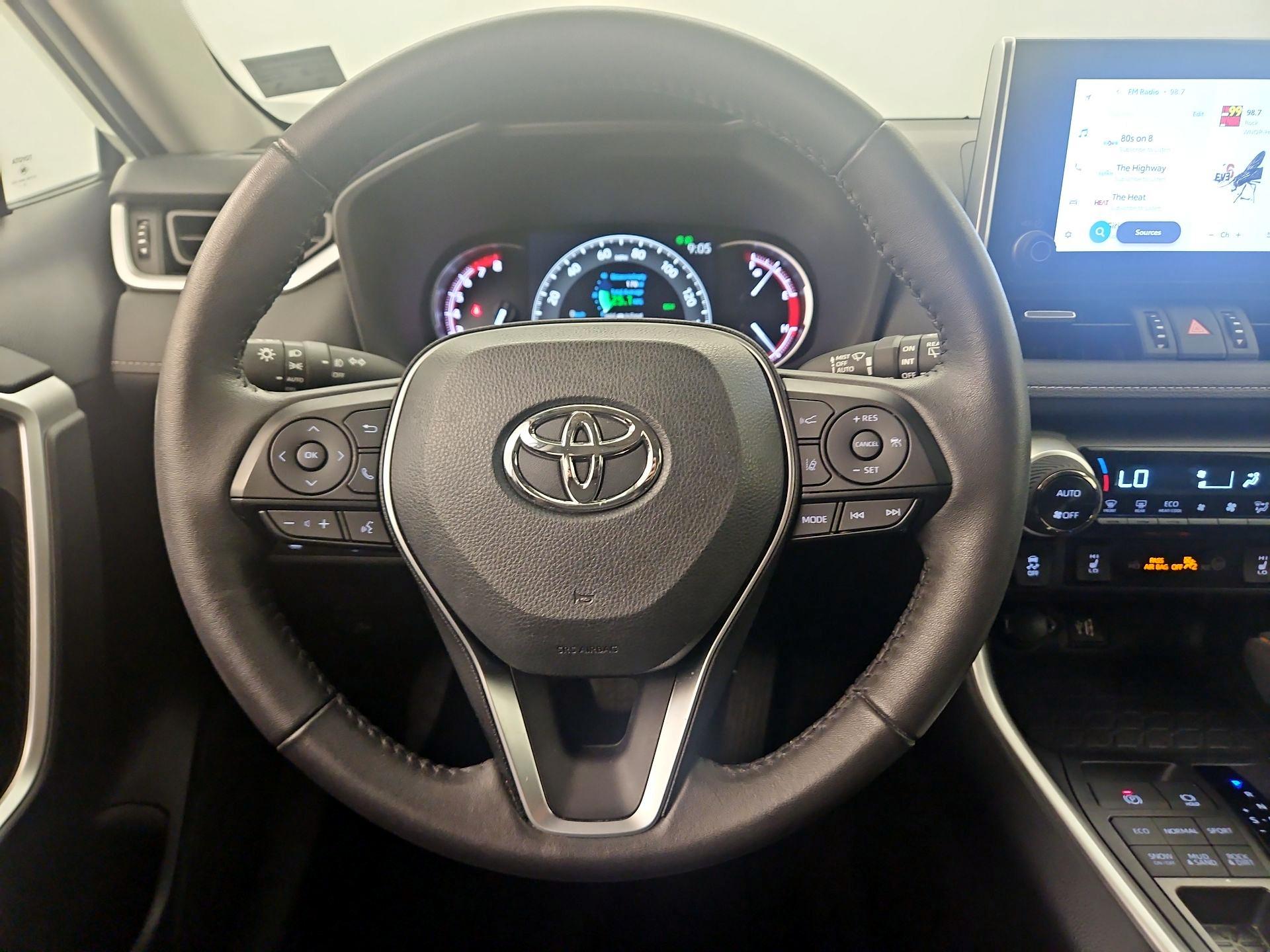 Thumbnail: 2024 Toyota RAV4 - 10