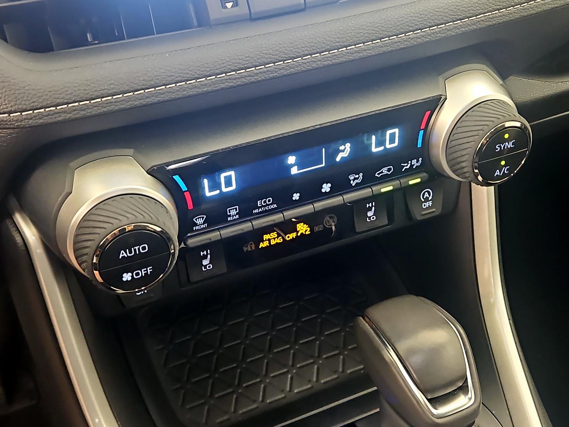 Thumbnail: 2024 Toyota RAV4 - 16