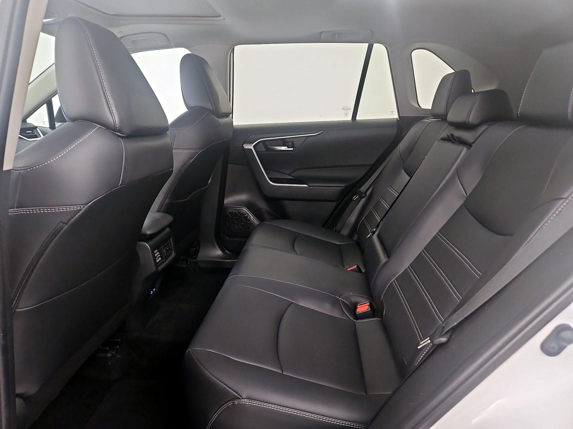 Thumbnail: 2024 Toyota RAV4 - 20