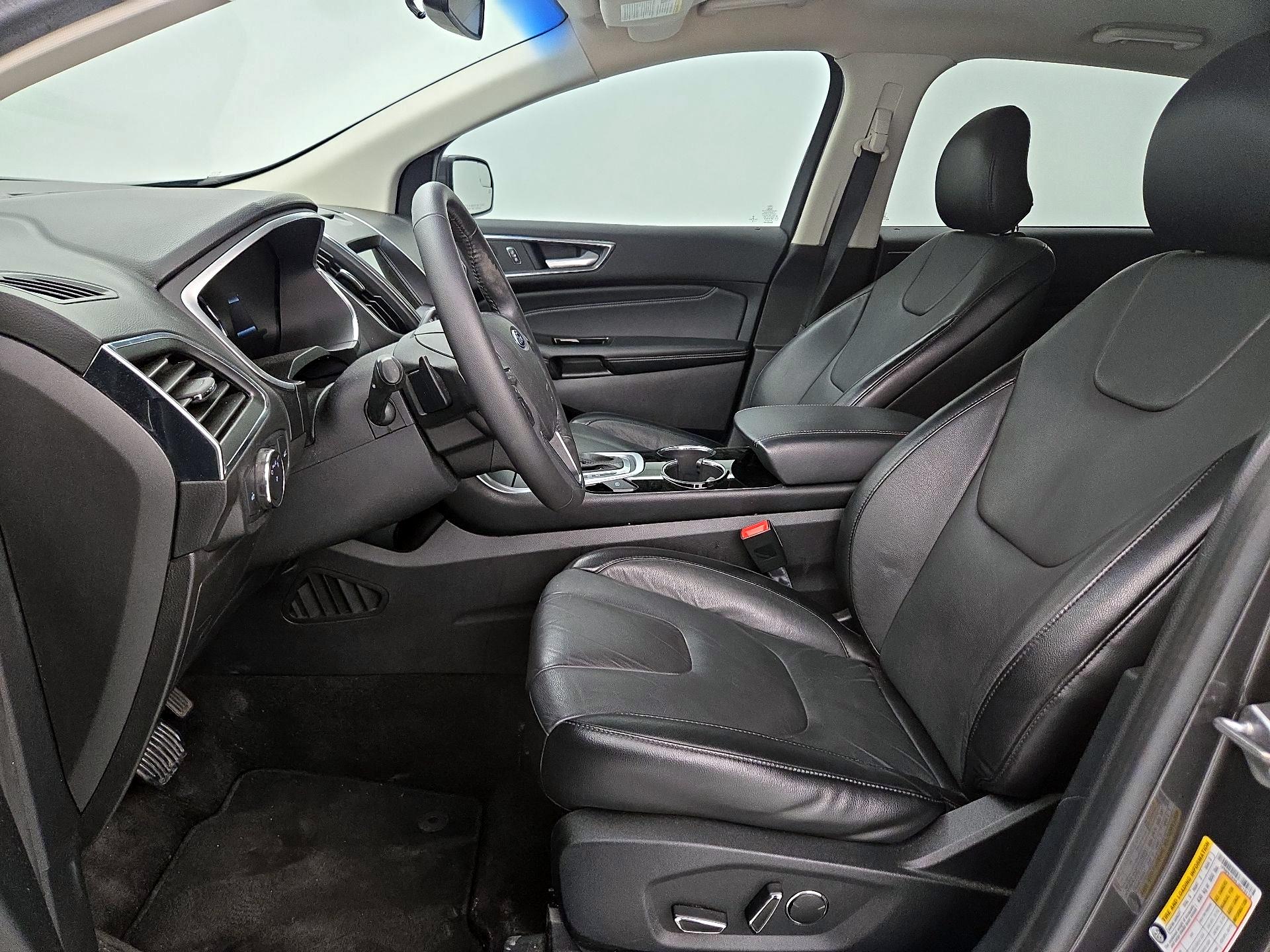 Thumbnail: 2018 Ford Edge - 11