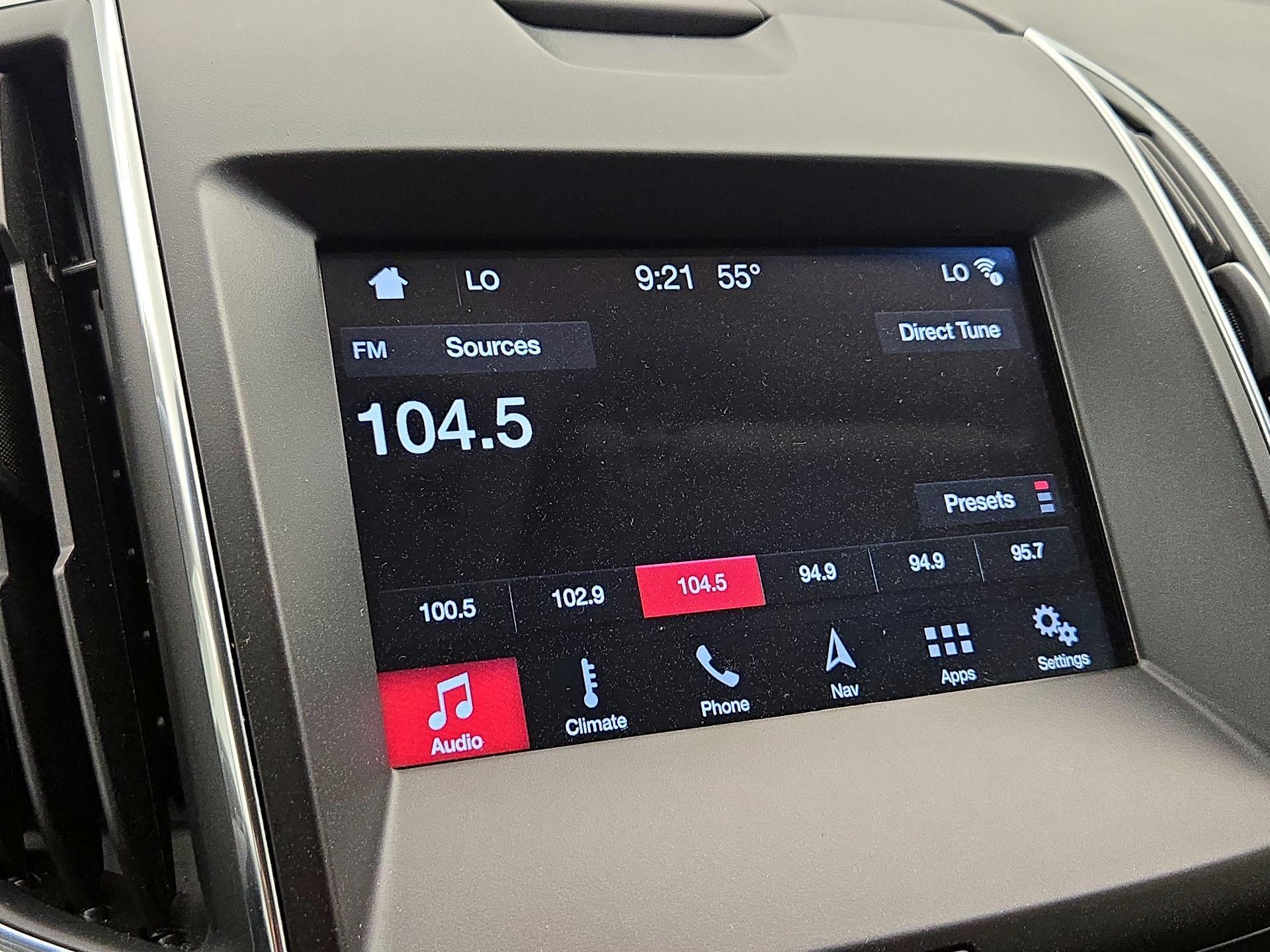 Thumbnail: 2018 Ford Edge - 16