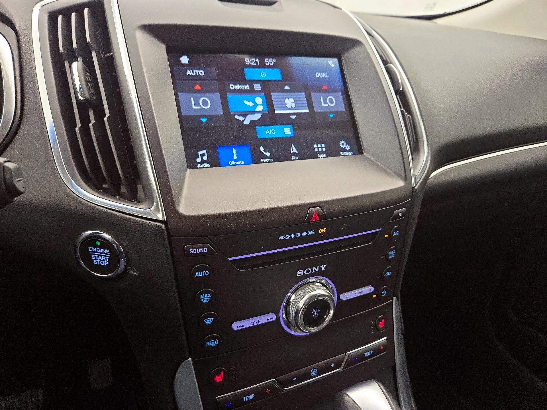 Thumbnail: 2018 Ford Edge - 17