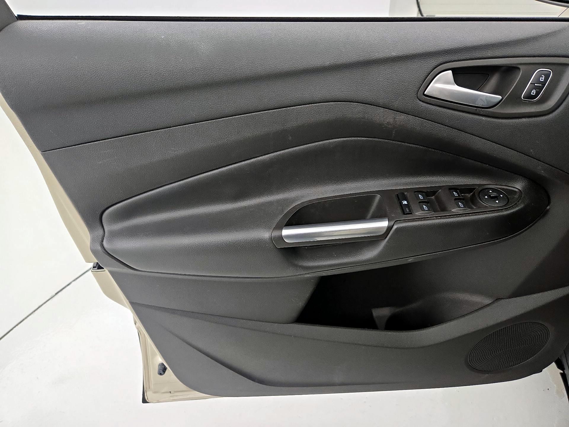 Thumbnail: 2018 Ford Escape - 12