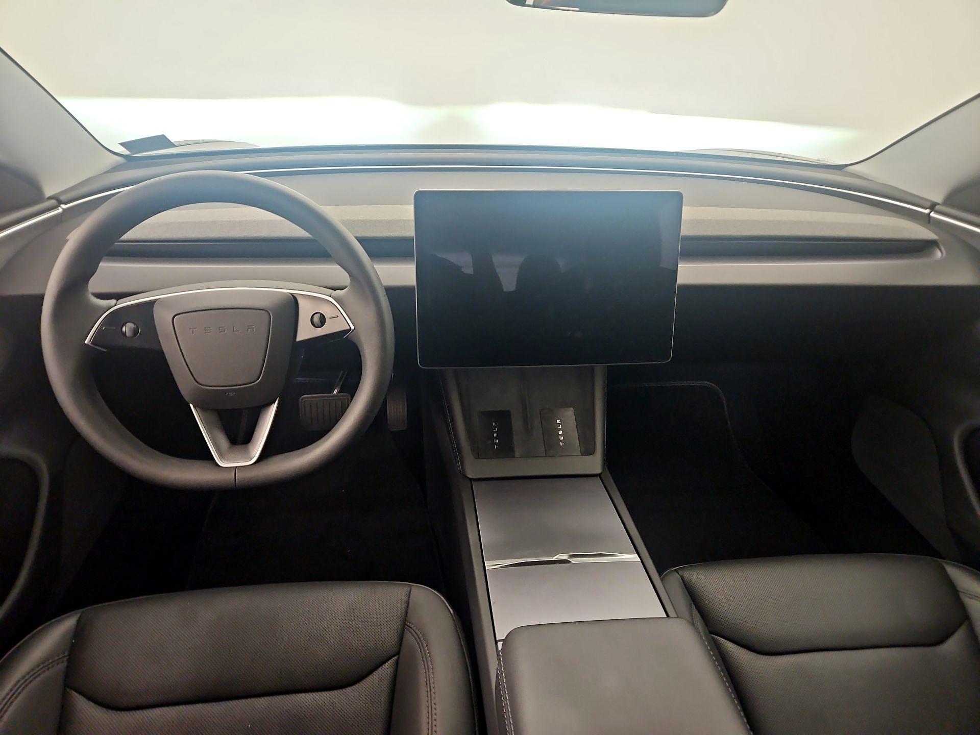 Thumbnail: 2025 Tesla Model 3 - 9