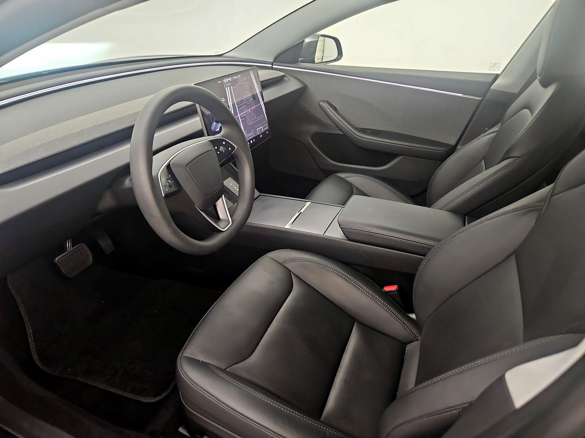 Thumbnail: 2025 Tesla Model 3 - 11