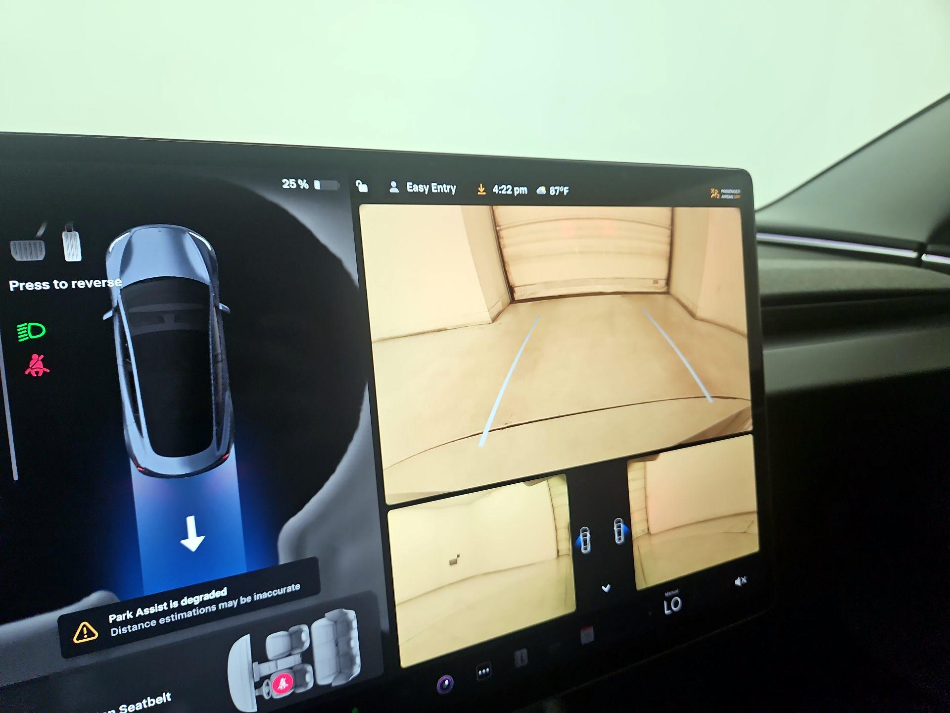 Thumbnail: 2025 Tesla Model 3 - 14