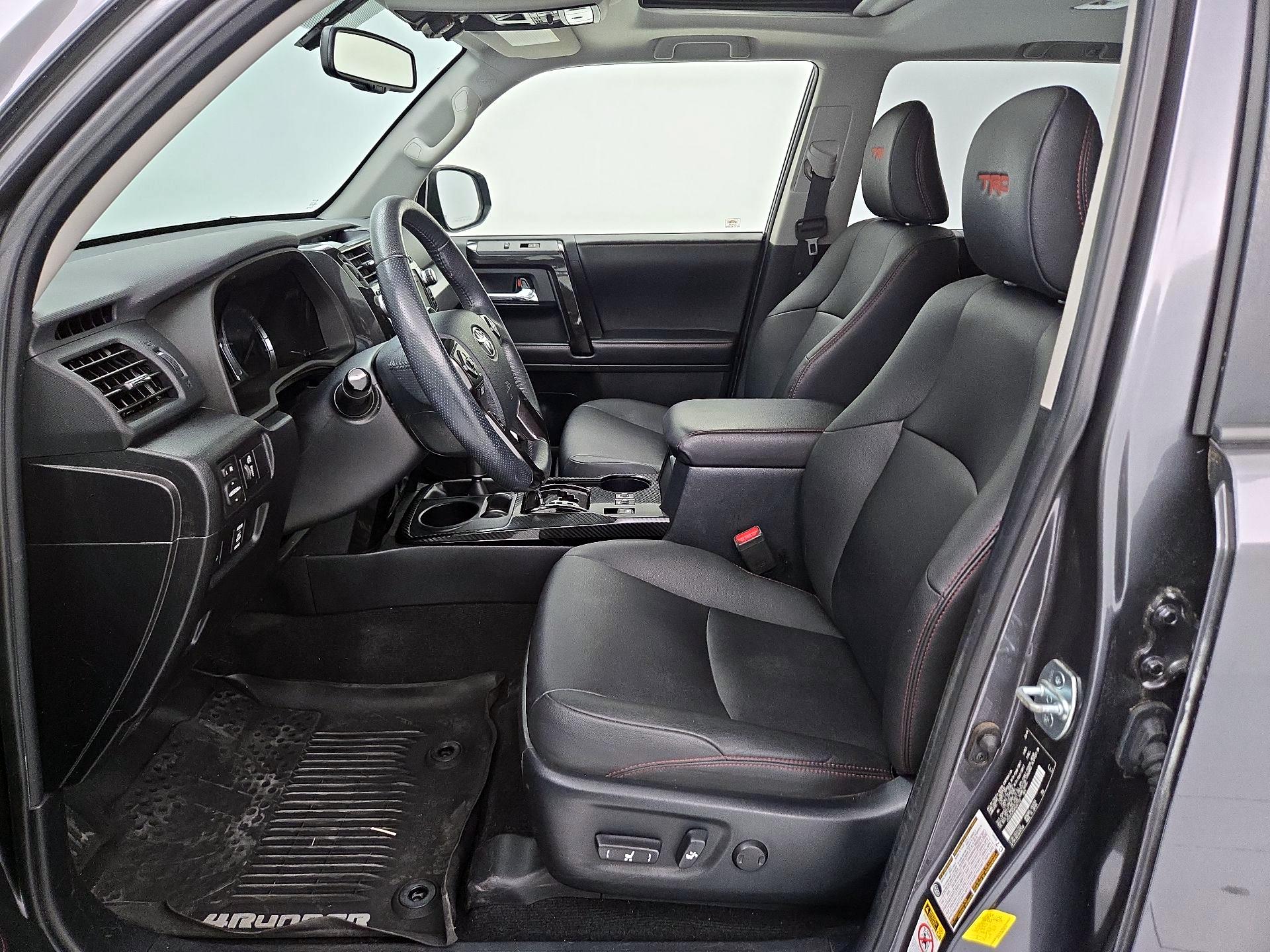 Thumbnail: 2019 Toyota 4Runner - 11