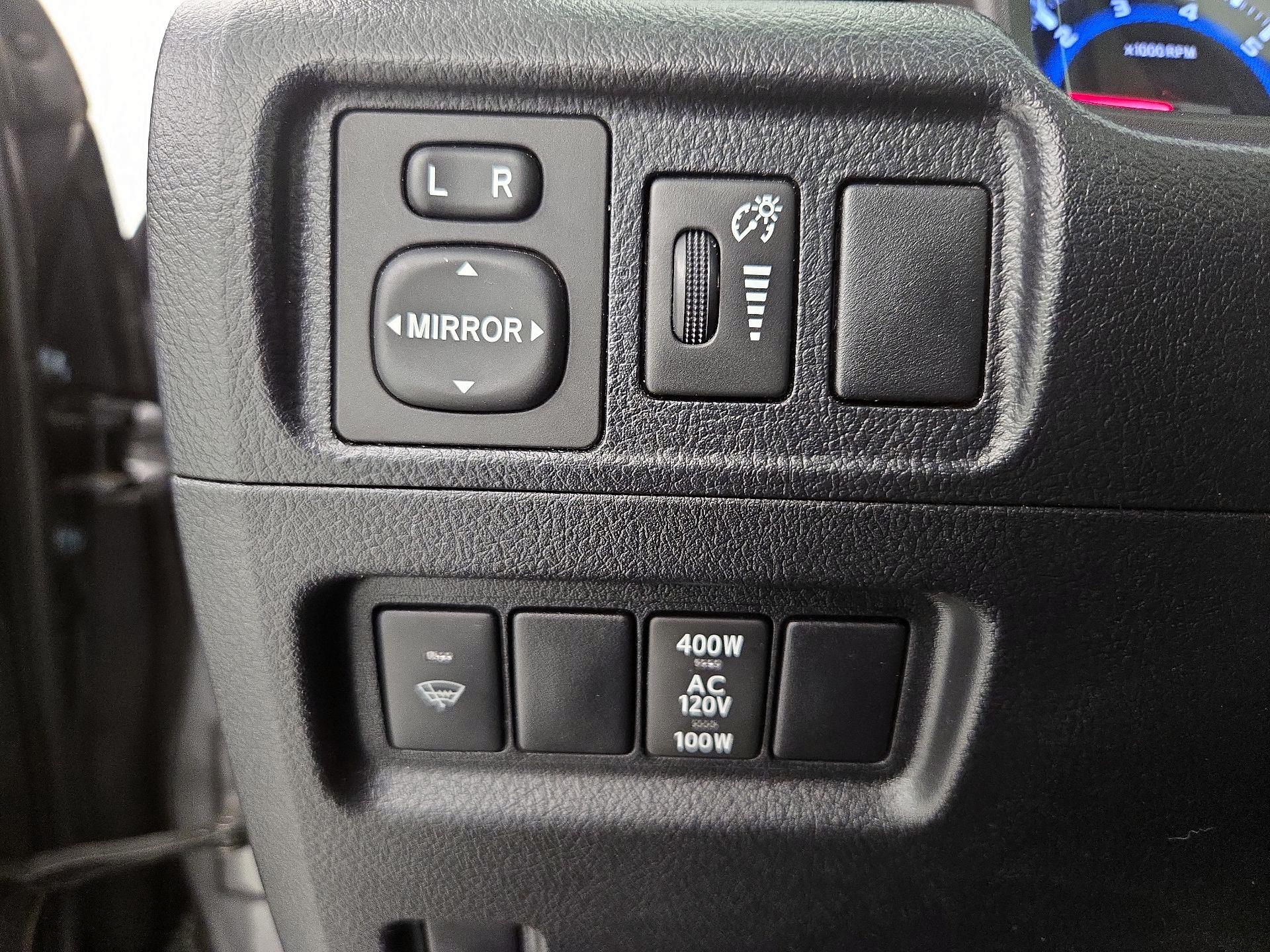 Thumbnail: 2019 Toyota 4Runner - 13