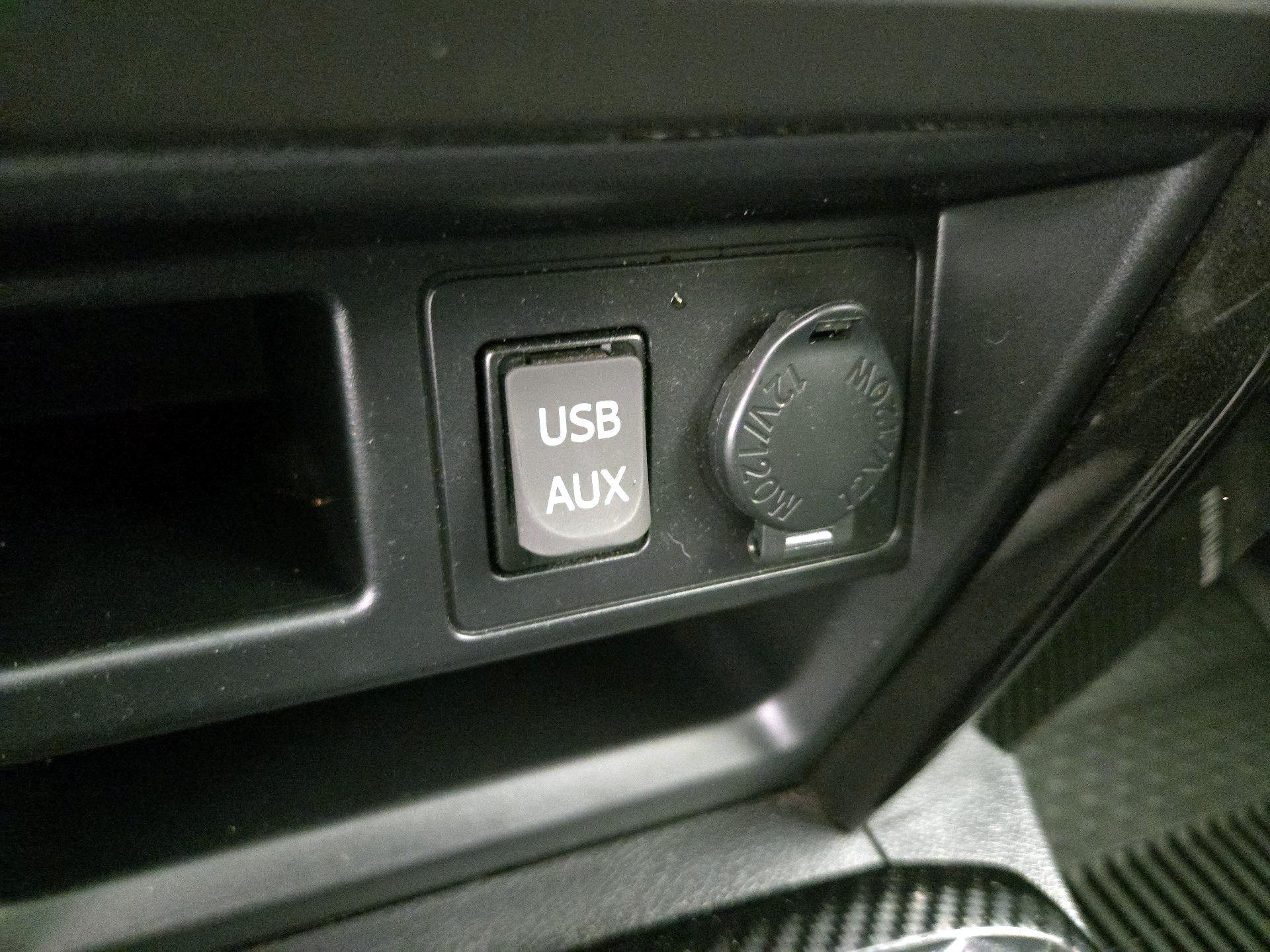 Thumbnail: 2019 Toyota 4Runner - 18