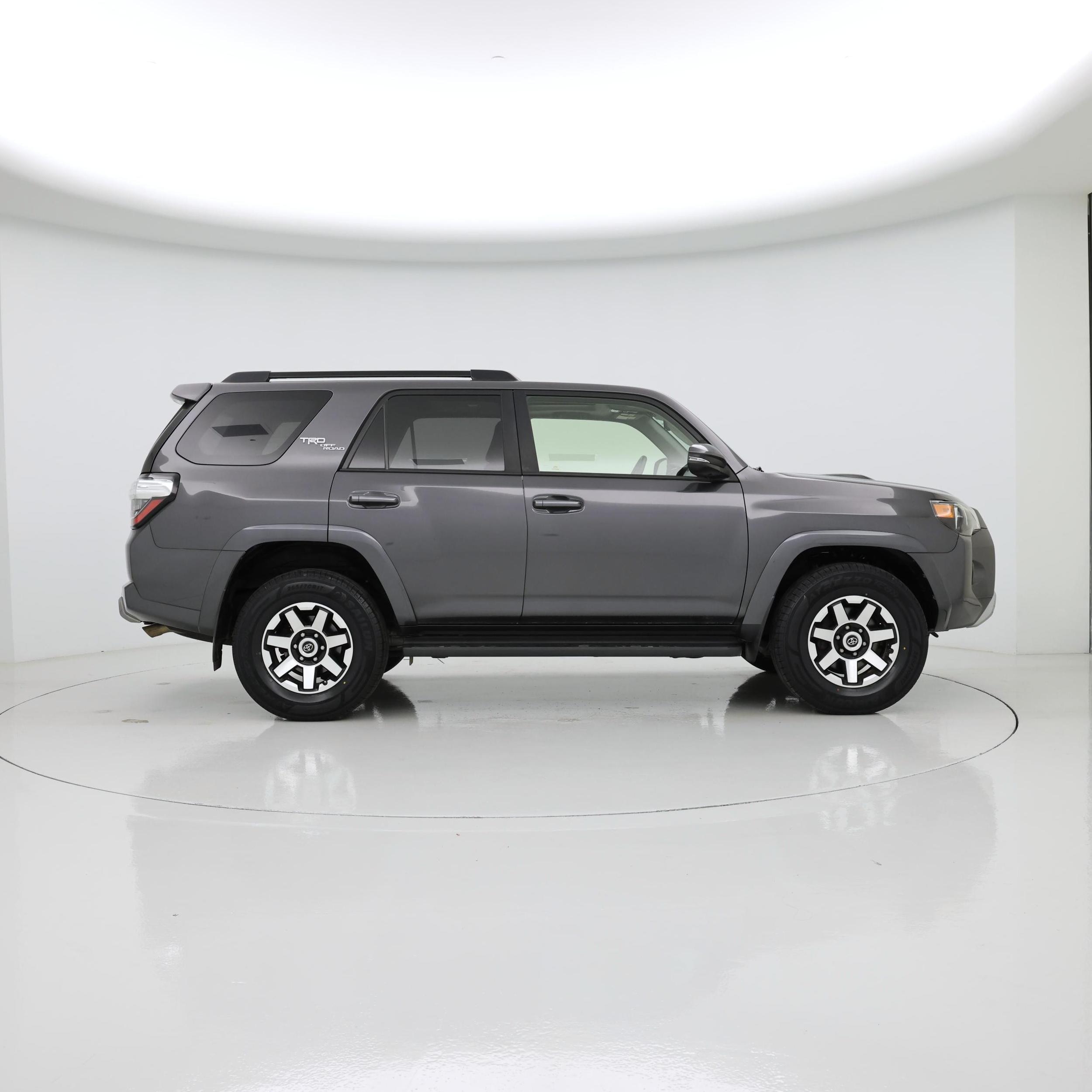 Thumbnail: 2019 Toyota 4Runner - 7