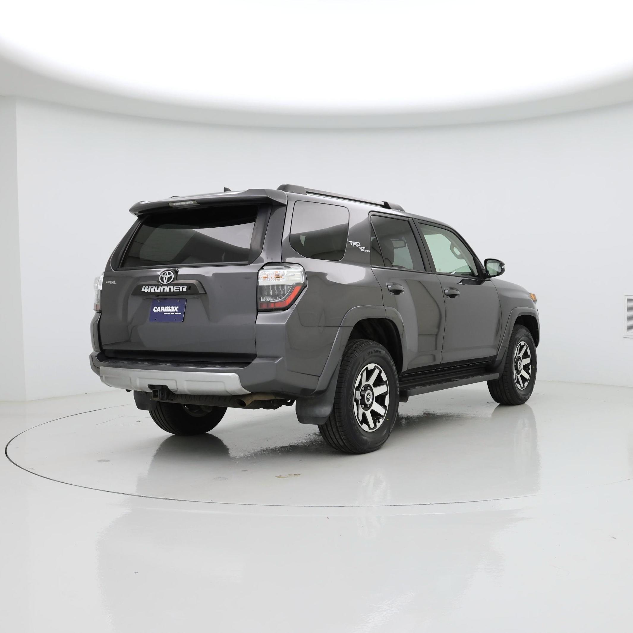 Thumbnail: 2019 Toyota 4Runner - 8