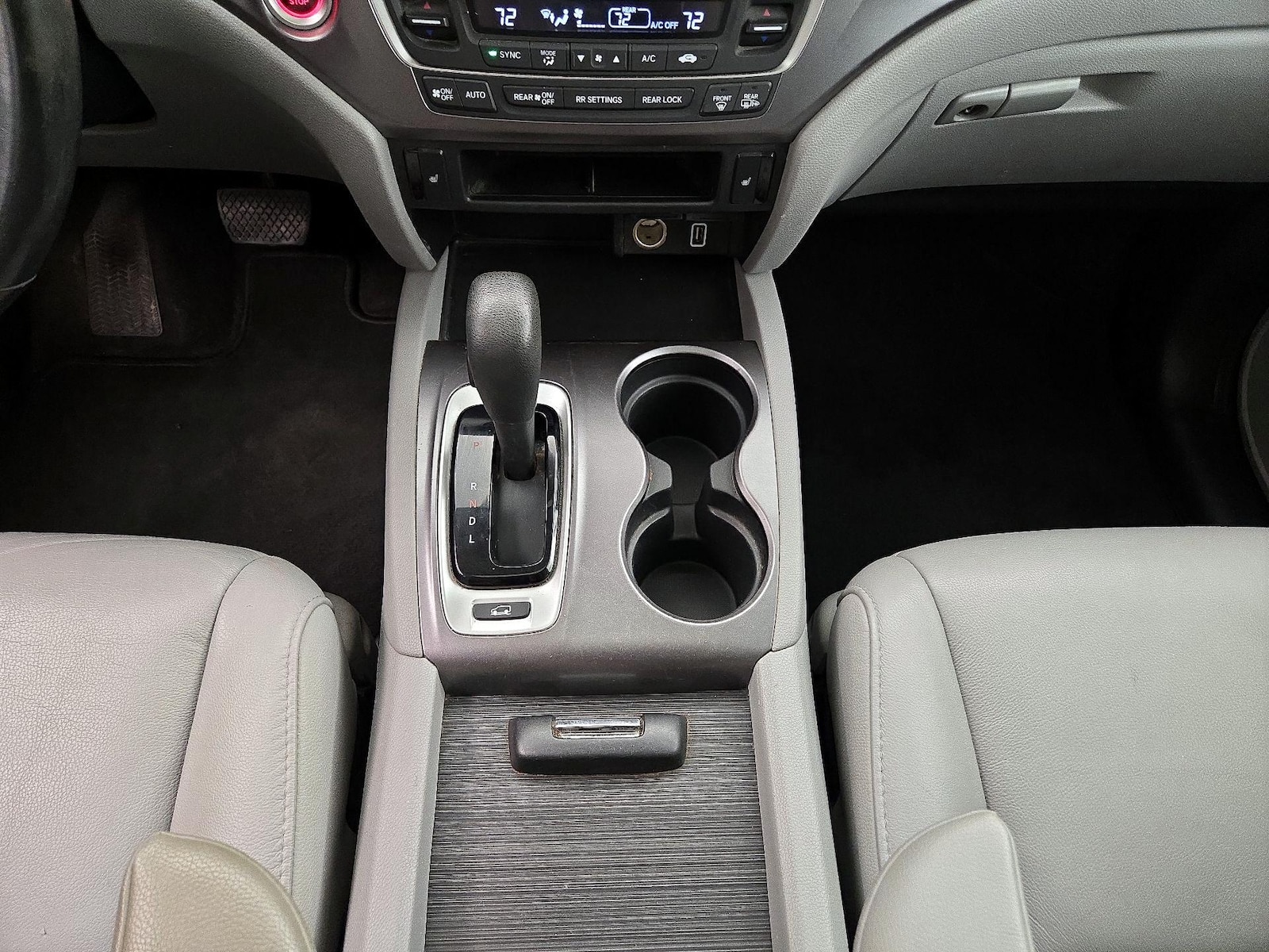 2019 Honda Pilot EX-L - Photo 18