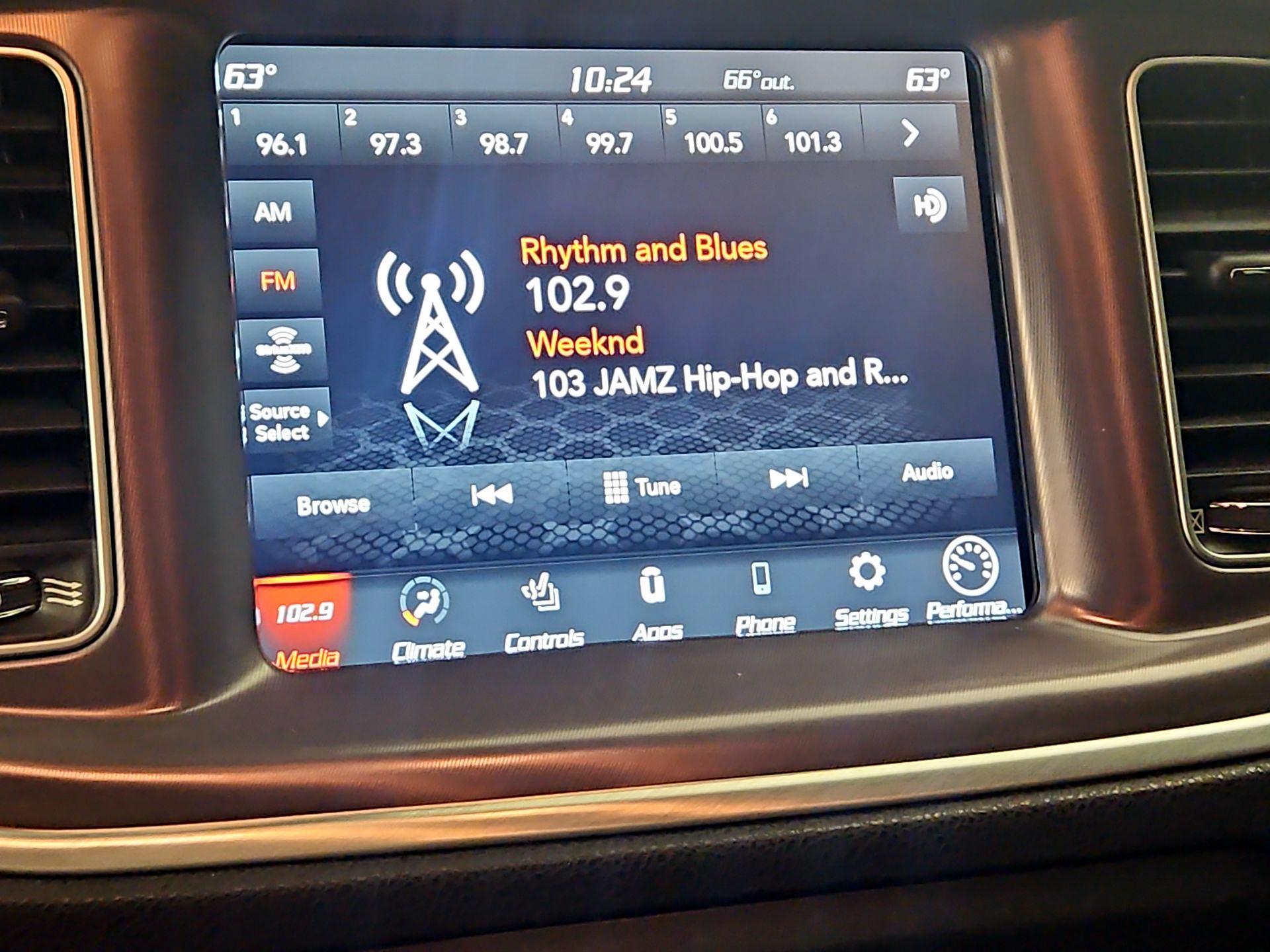 Thumbnail: 2021 Dodge Charger - 15