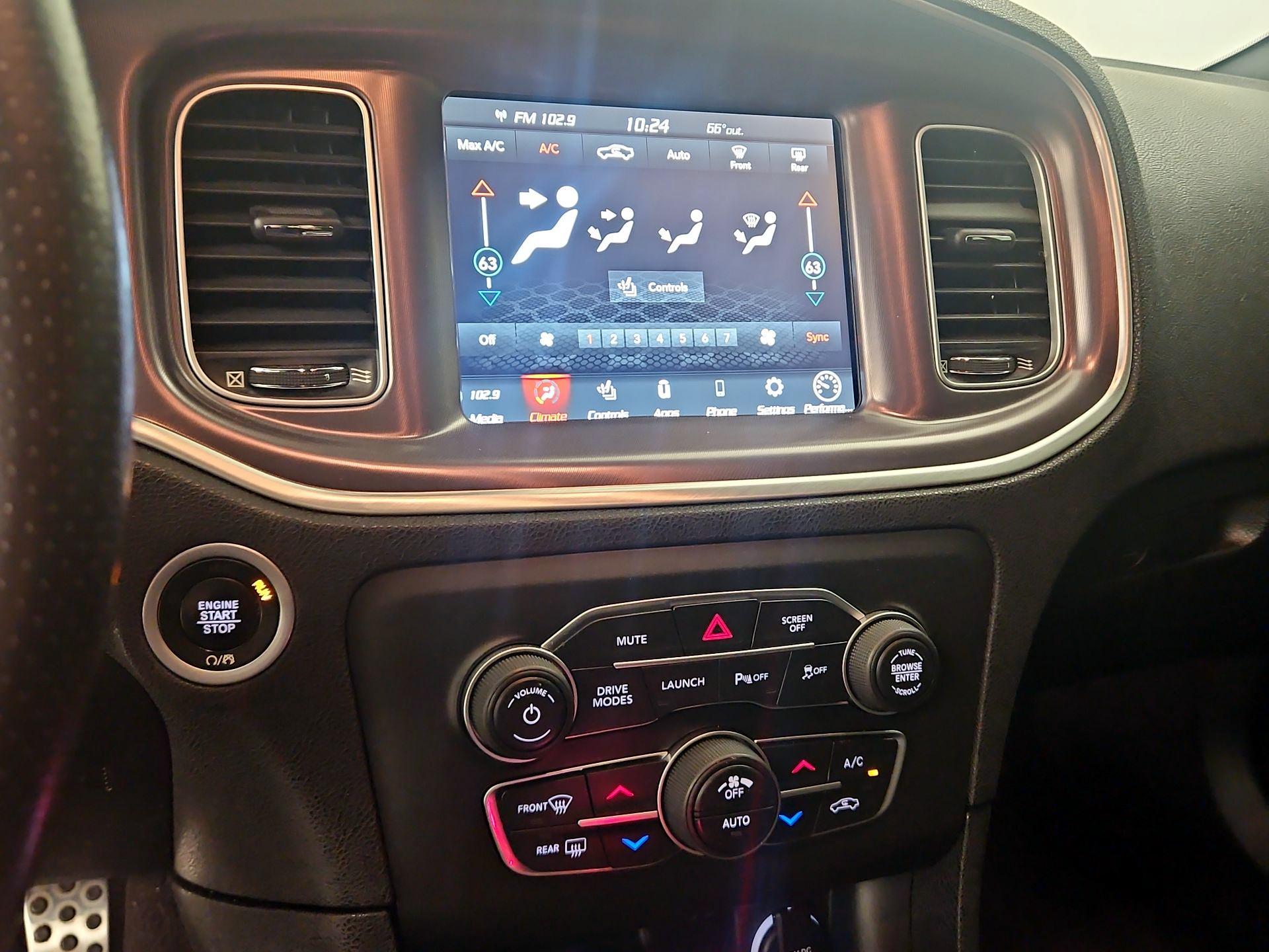 Thumbnail: 2021 Dodge Charger - 16