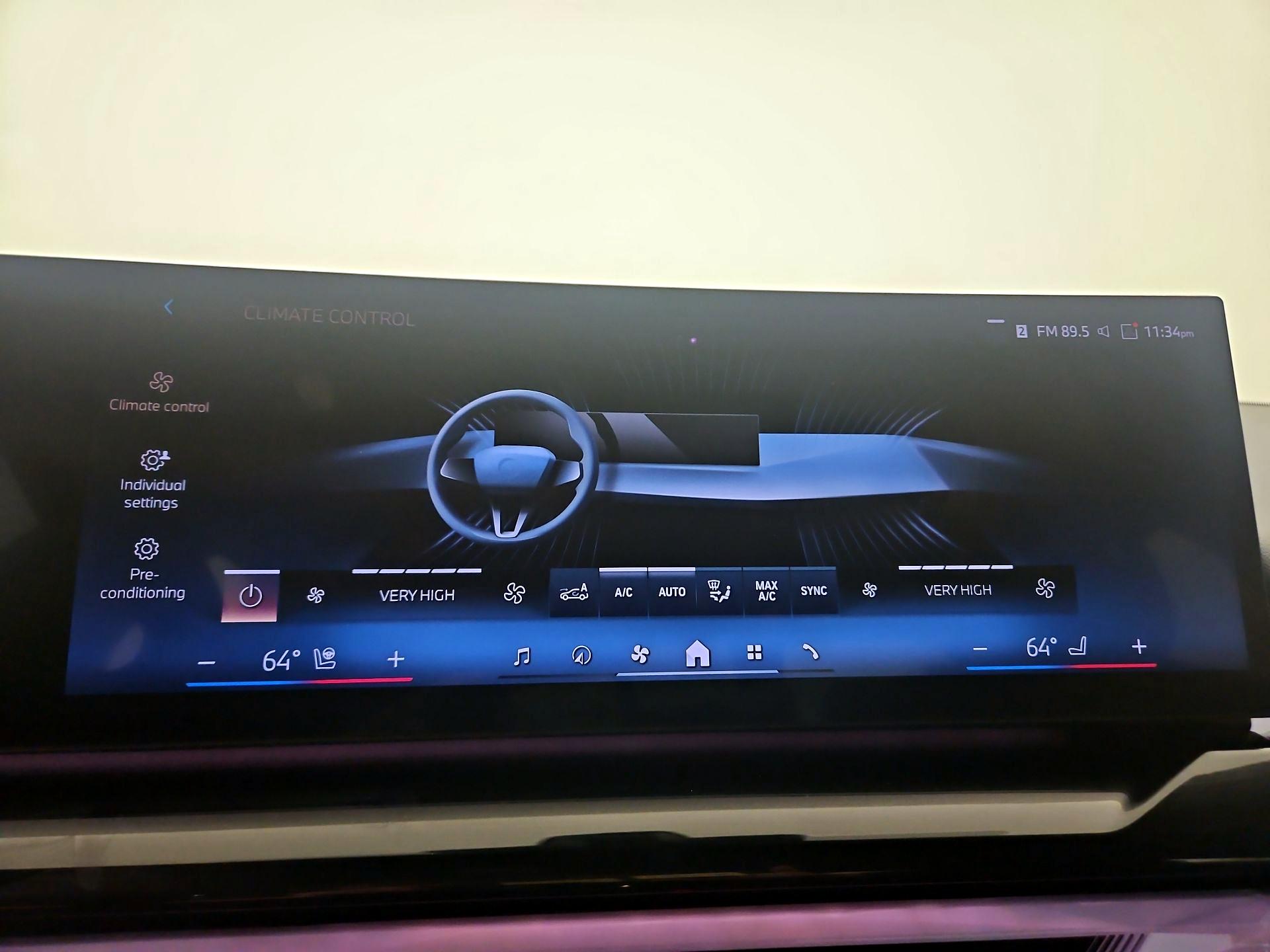 Thumbnail: 2024 BMW i5 - 17