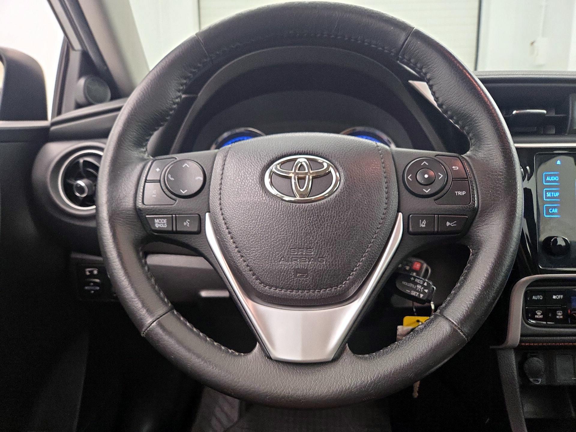 Thumbnail: 2018 Toyota Corolla - 10