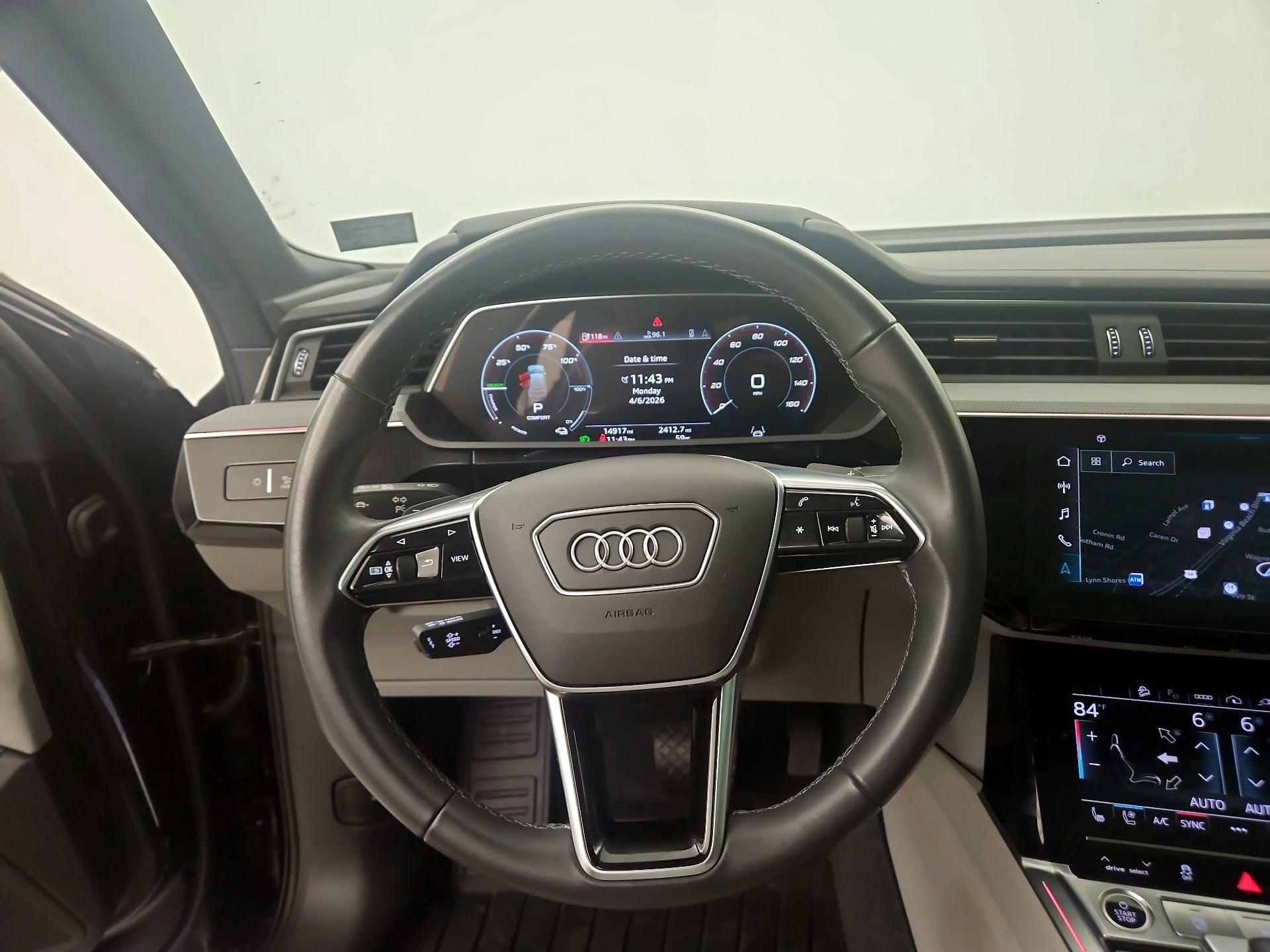 Thumbnail: 2024 Audi Q8 e-tron - 10