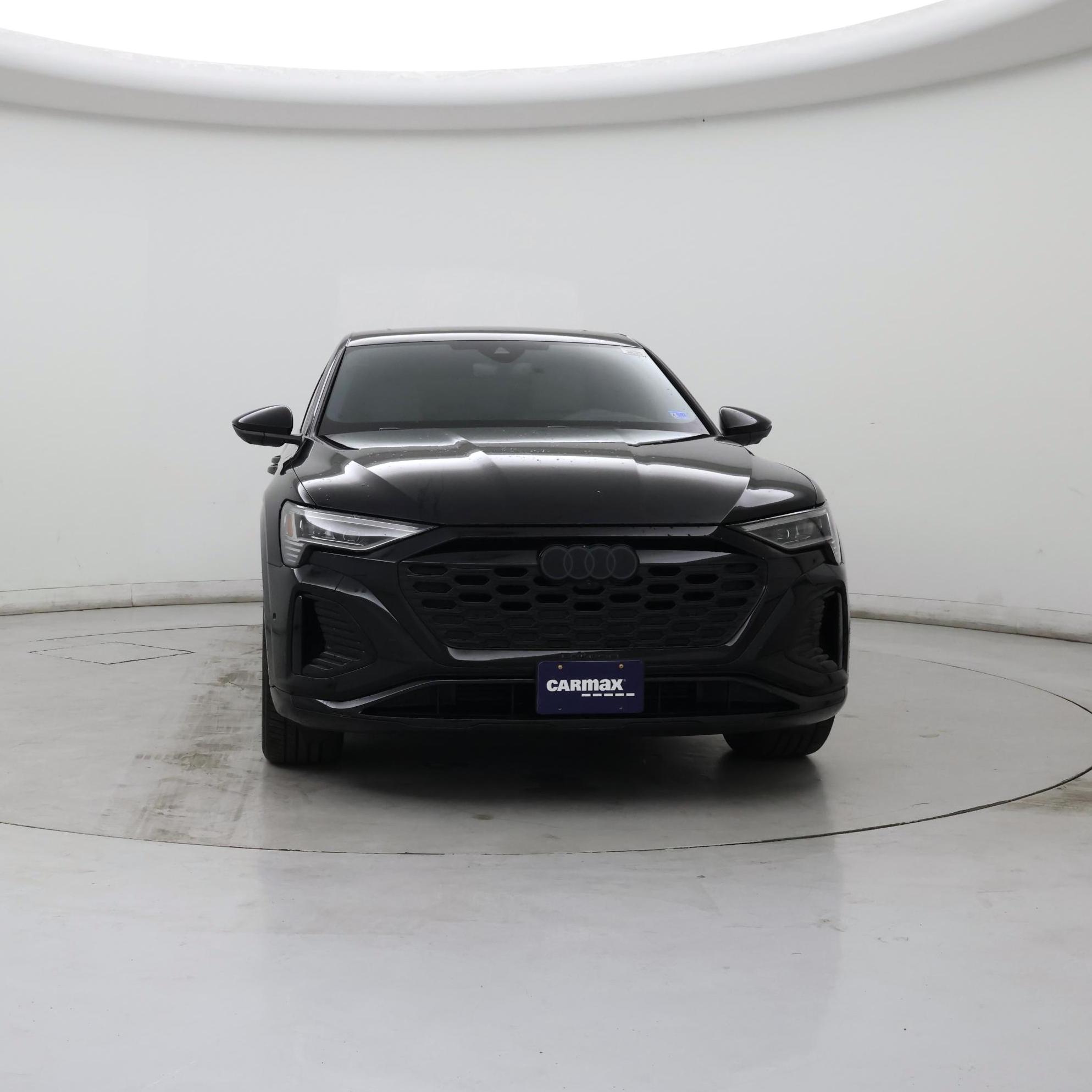 Thumbnail: 2024 Audi Q8 e-tron - 5