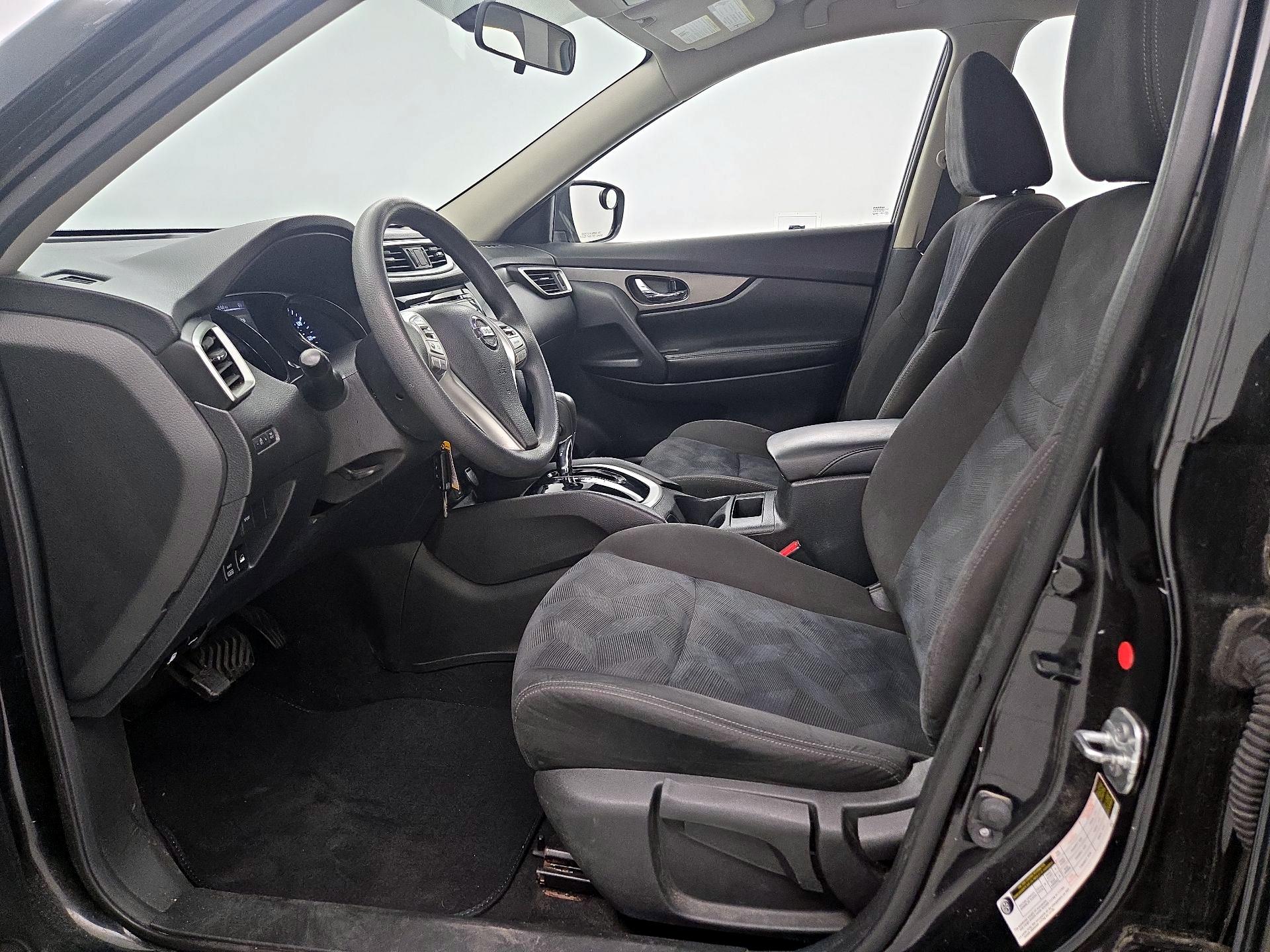 Thumbnail: 2015 Nissan Rogue - 11