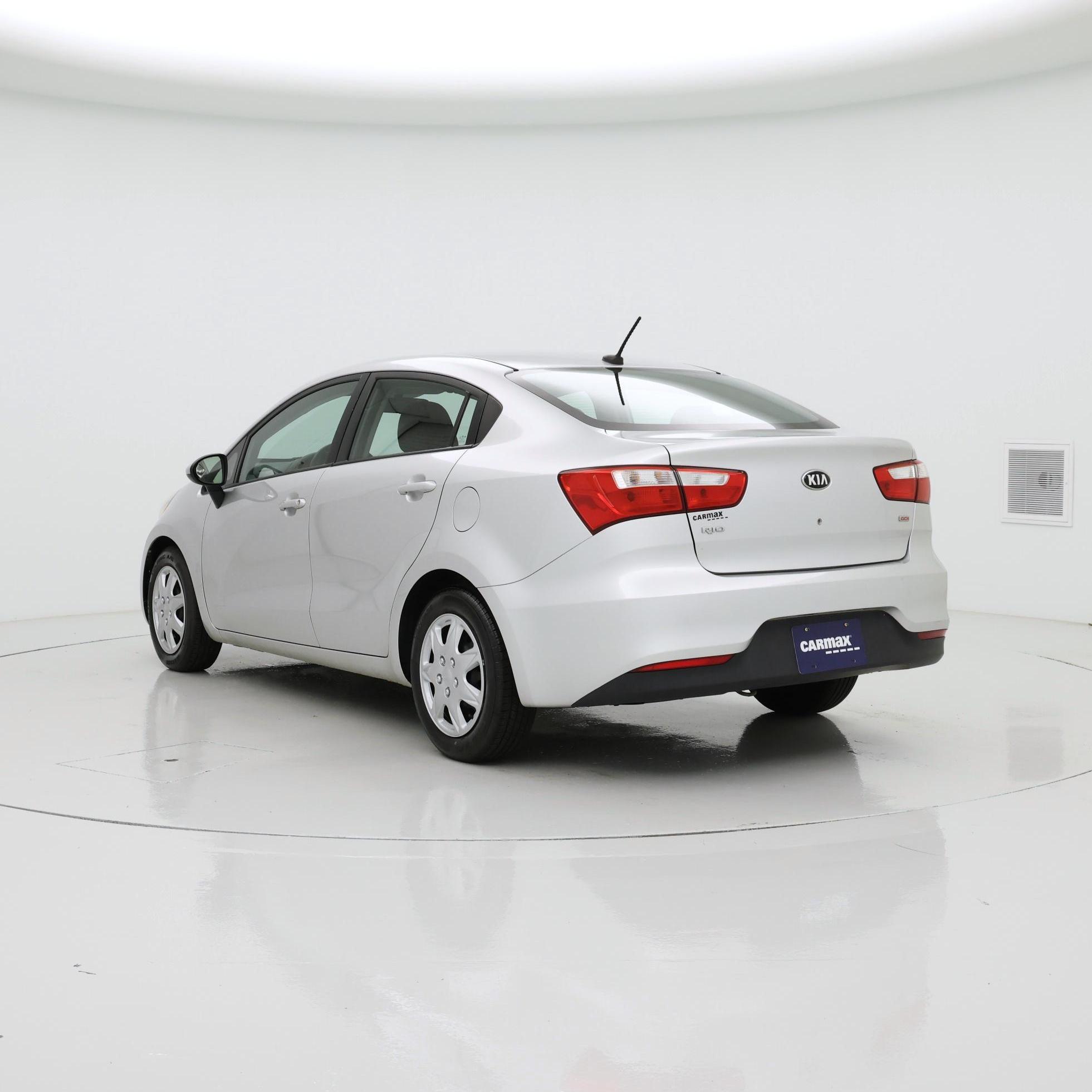 Thumbnail: 2016 Kia Rio - 2