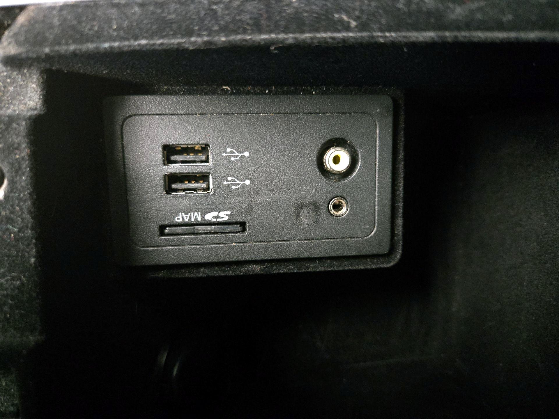 Thumbnail: 2019 INFINITI Q50 - 18