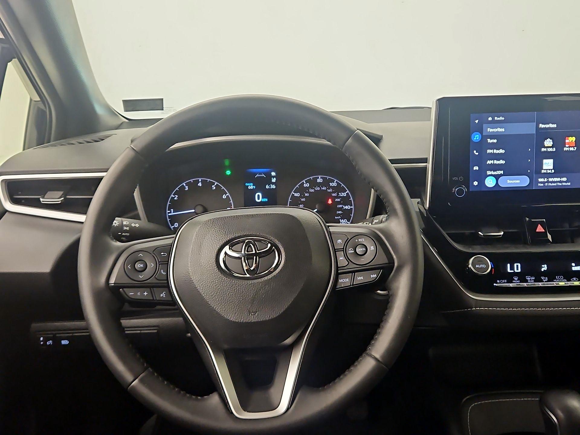 Thumbnail: 2023 Toyota Corolla - 10